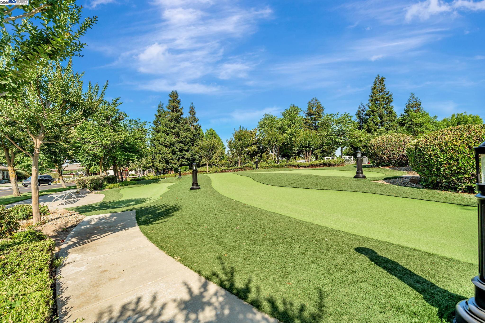 Detail Gallery Image 53 of 60 For 2453 Gardenstone Pl, Manteca,  CA 95336 - 2 Beds | 2/1 Baths