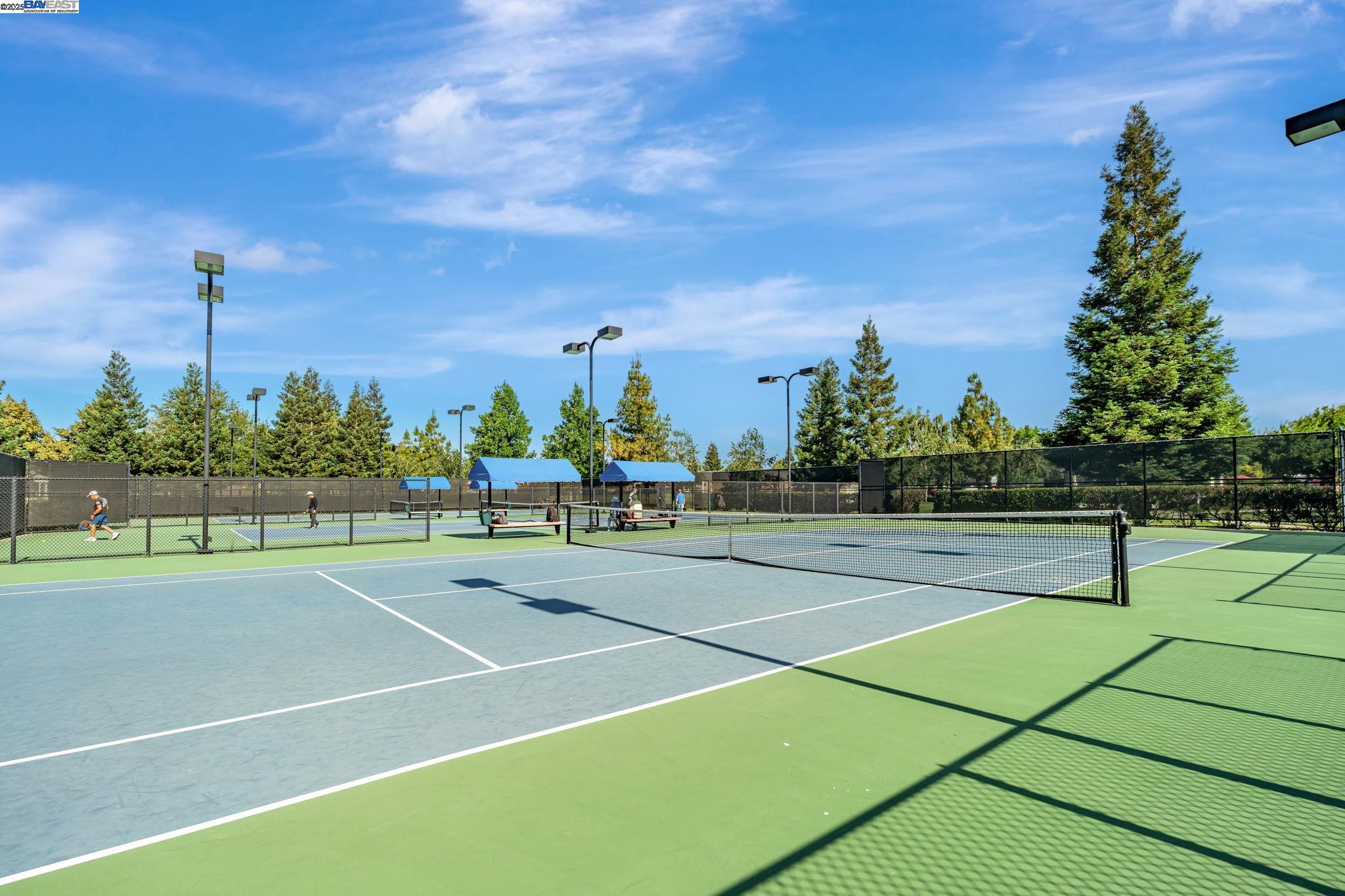Detail Gallery Image 54 of 60 For 2453 Gardenstone Pl, Manteca,  CA 95336 - 2 Beds | 2/1 Baths