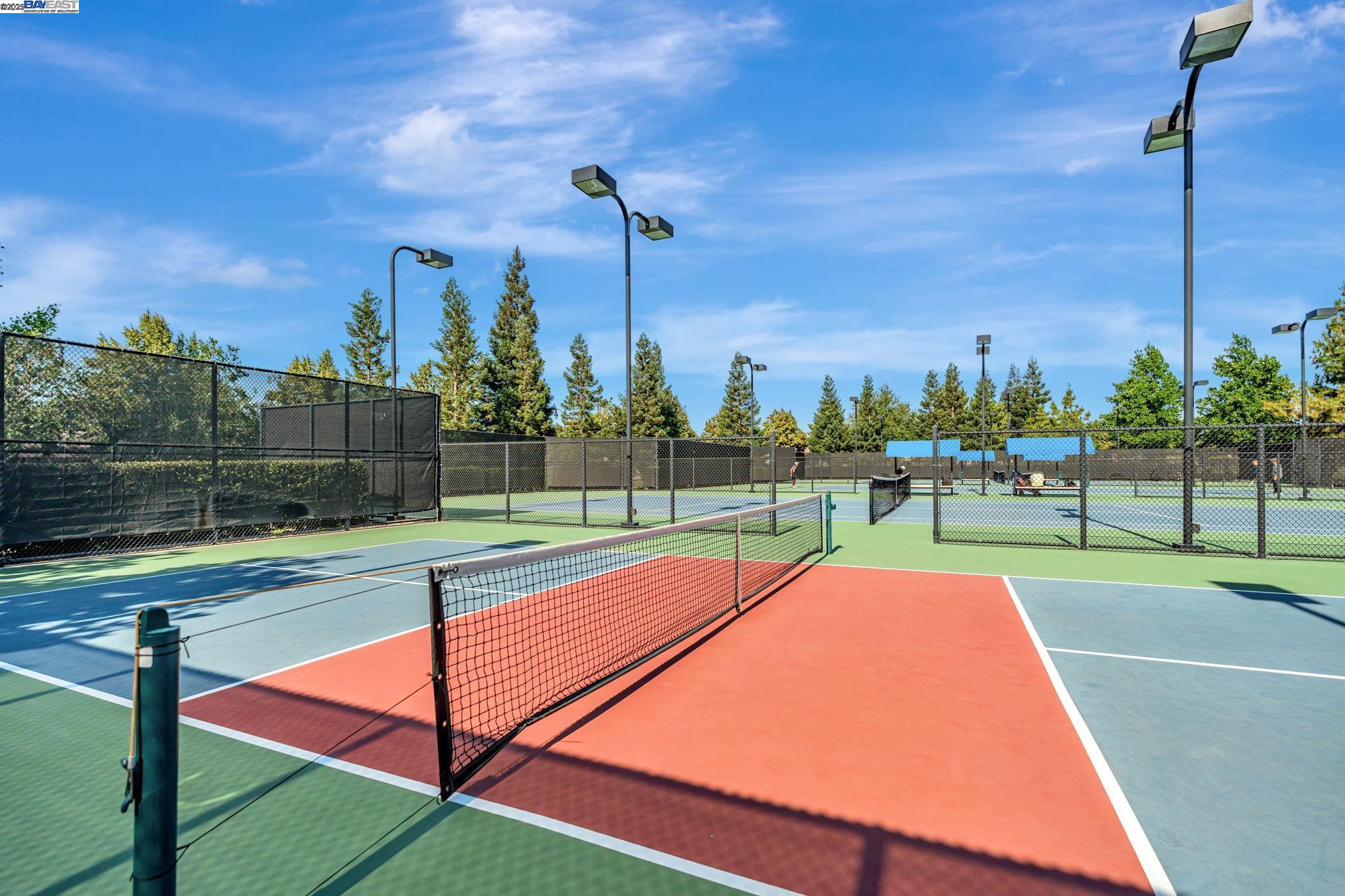 Detail Gallery Image 55 of 60 For 2453 Gardenstone Pl, Manteca,  CA 95336 - 2 Beds | 2/1 Baths