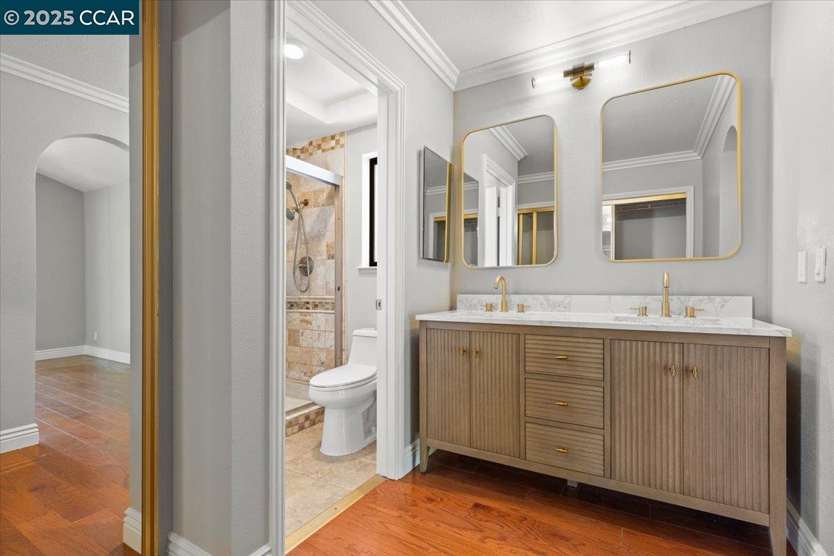 Detail Gallery Image 12 of 26 For 950 Morello Ave, Martinez,  CA 94553 - 4 Beds | 3/1 Baths
