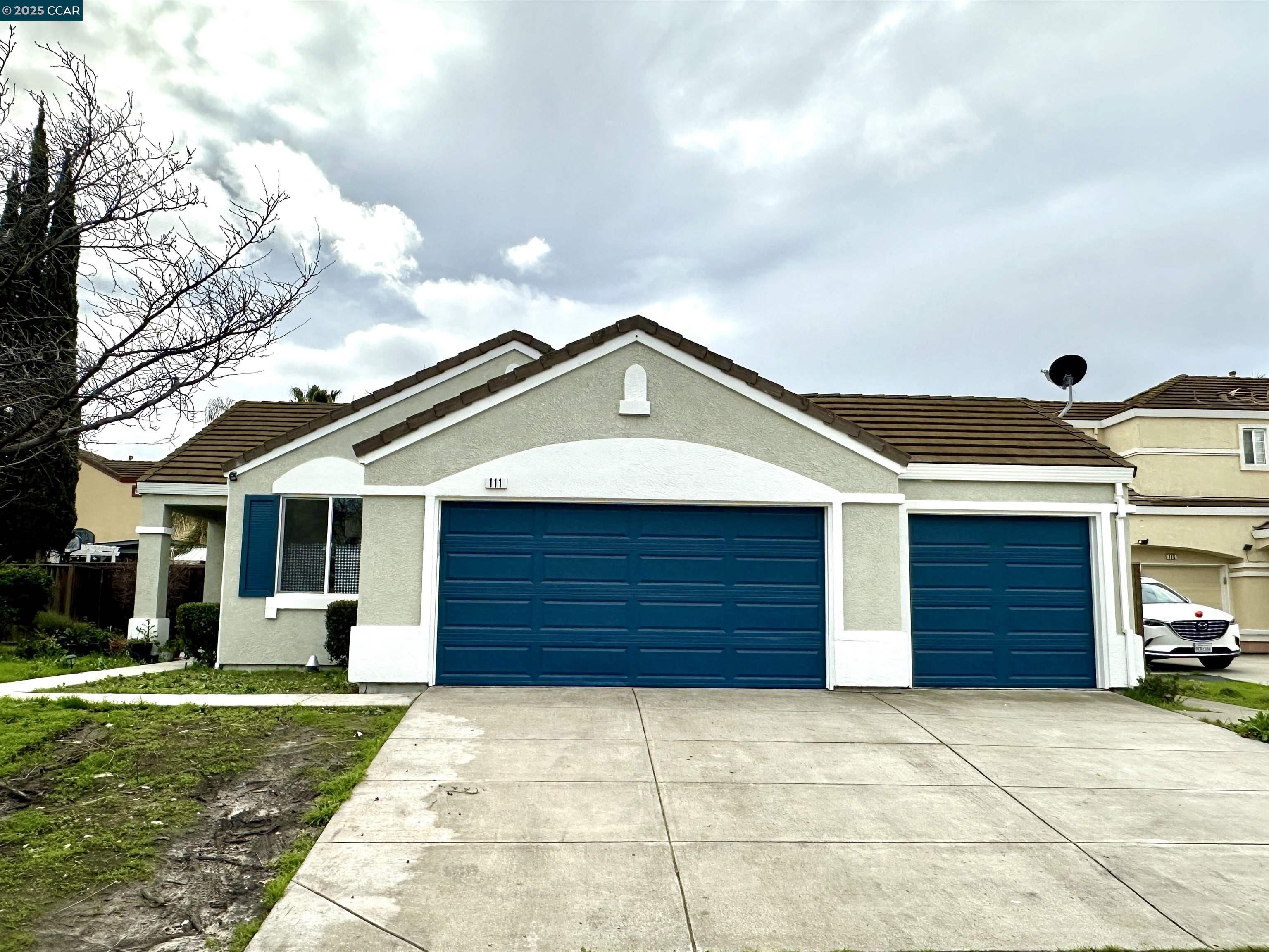 111 Steinbeck Ct, Pittsburg, California 94565, 4 Bedrooms Bedrooms, 8 Rooms Rooms,2 BathroomsBathrooms,Residential Lease,For Rent,111 Steinbeck Ct,41099907