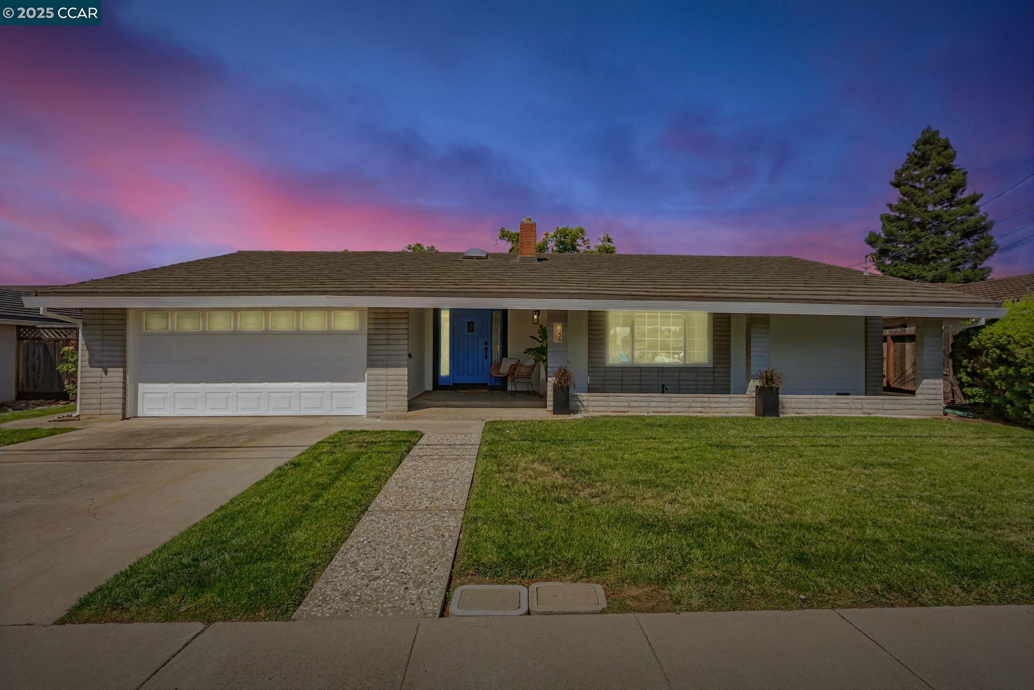 Detail Gallery Image 5 of 47 For 1836 Boxwood Dr, Concord,  CA 94519 - 4 Beds | 2 Baths