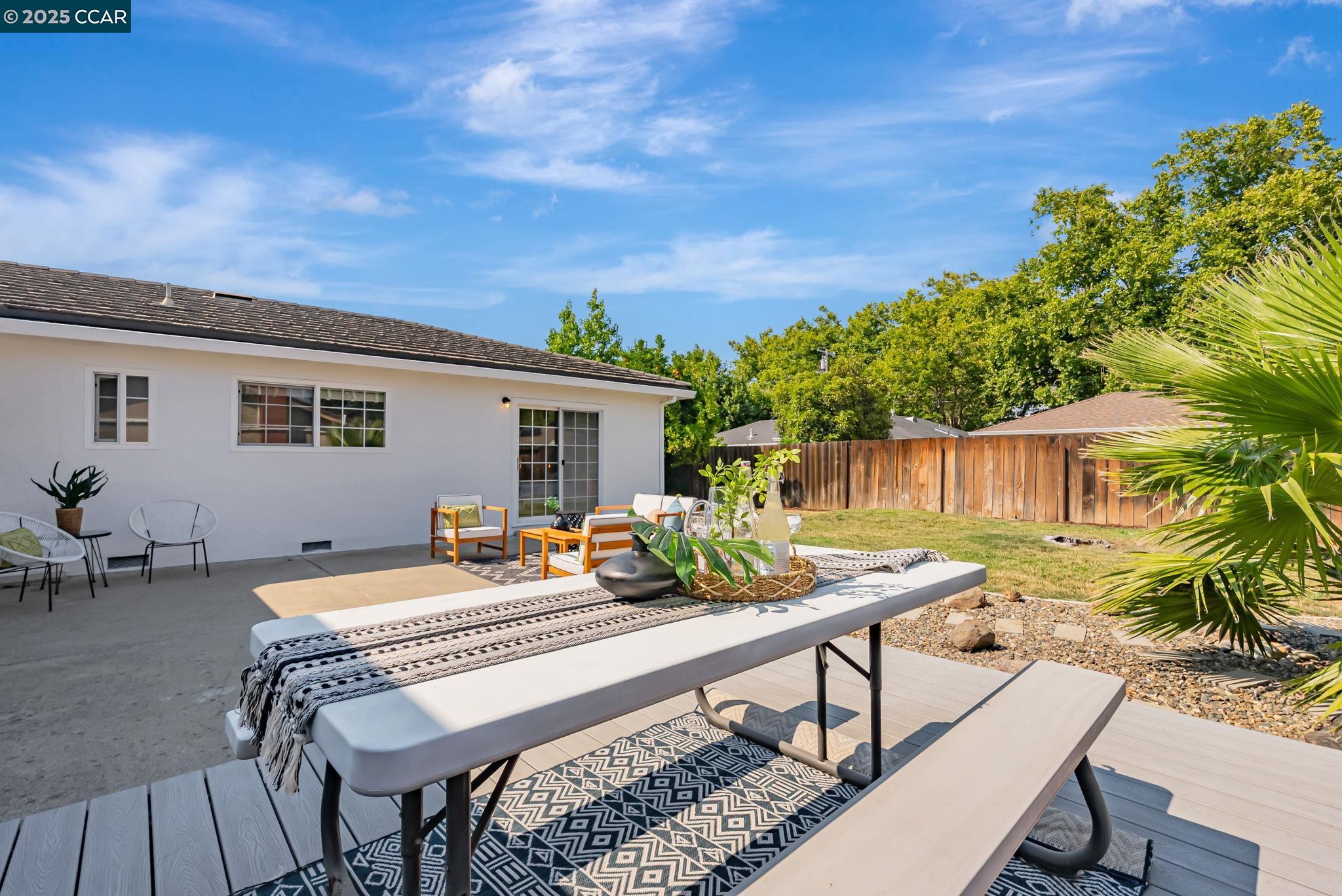 Detail Gallery Image 43 of 47 For 1836 Boxwood Dr, Concord,  CA 94519 - 4 Beds | 2 Baths