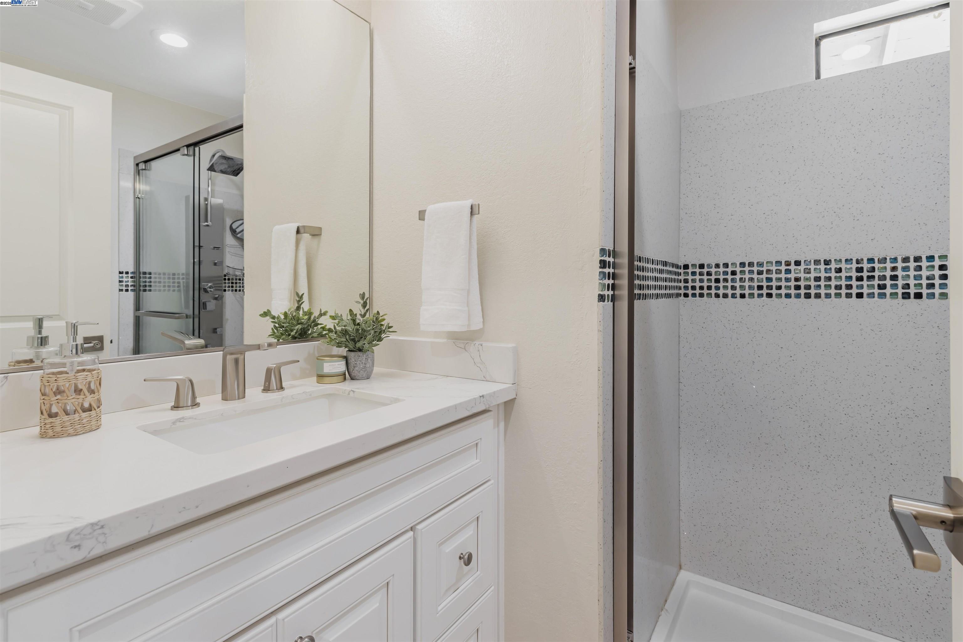 Detail Gallery Image 11 of 50 For 597 Singley Dr, Milpitas,  CA 95035 - 4 Beds | 2/1 Baths
