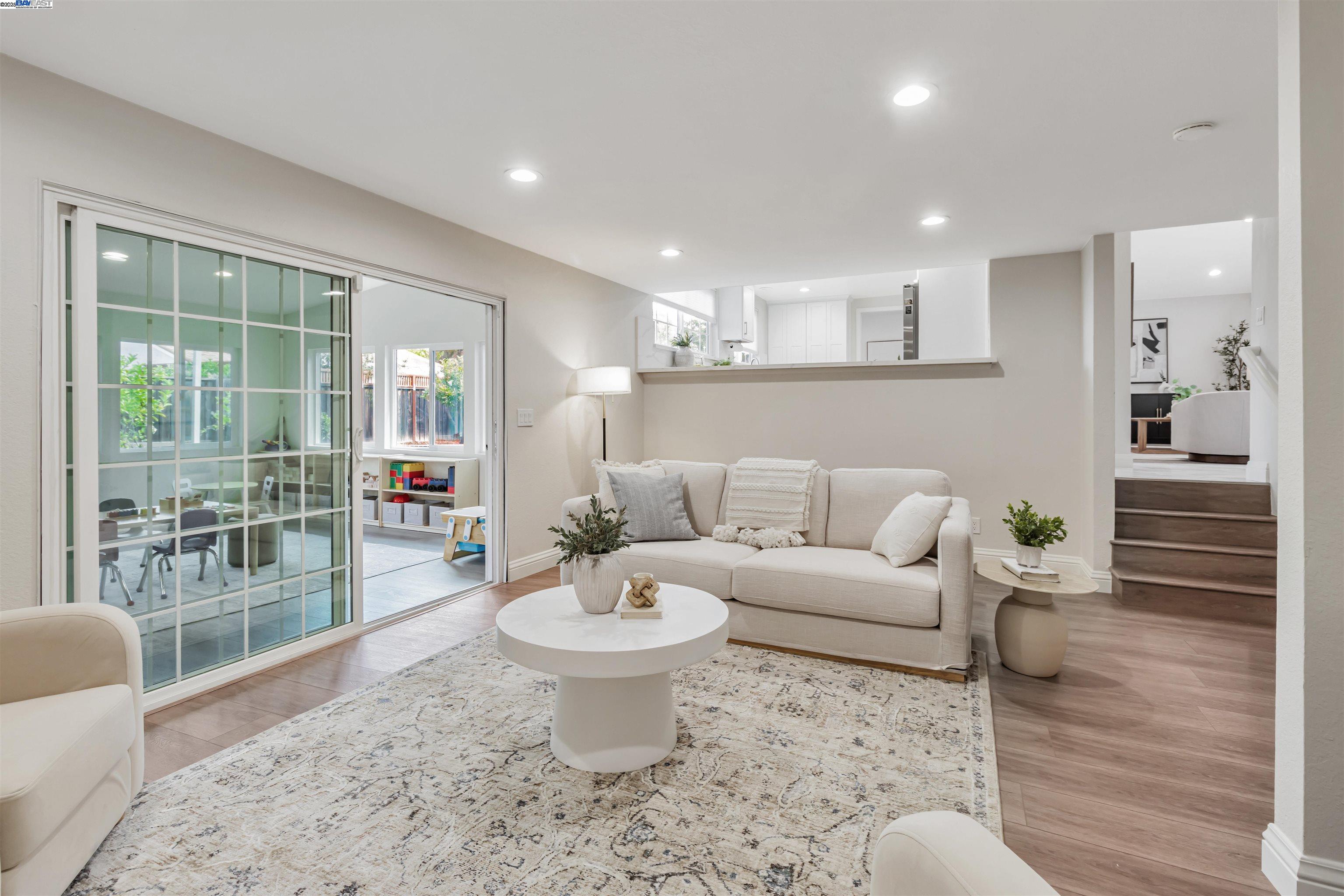 Detail Gallery Image 4 of 50 For 597 Singley Dr, Milpitas,  CA 95035 - 4 Beds | 2/1 Baths