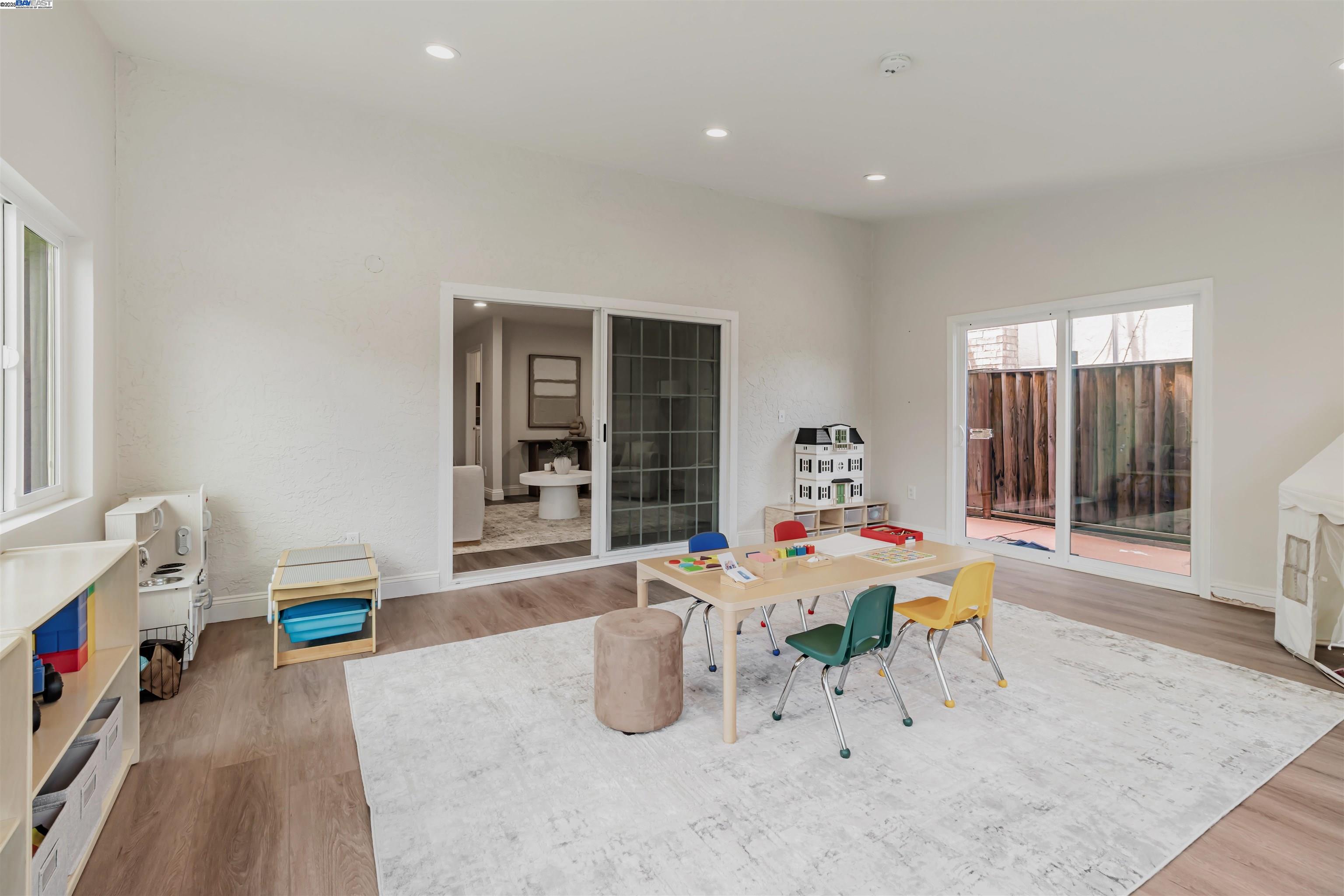 Detail Gallery Image 8 of 50 For 597 Singley Dr, Milpitas,  CA 95035 - 4 Beds | 2/1 Baths