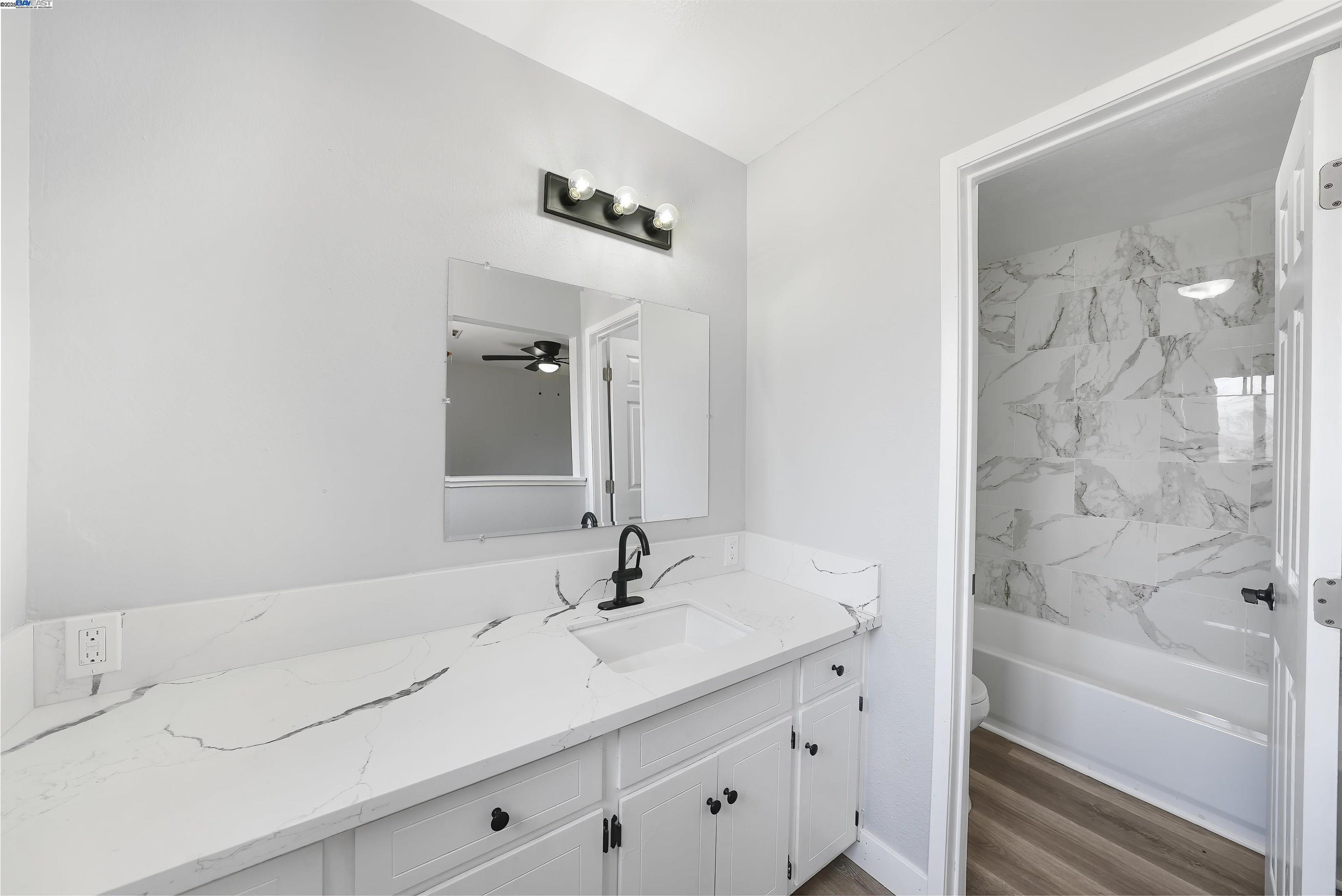 Detail Gallery Image 29 of 32 For 917 Moffat Dr, Hanford,  CA 93230 - 3 Beds | 2 Baths