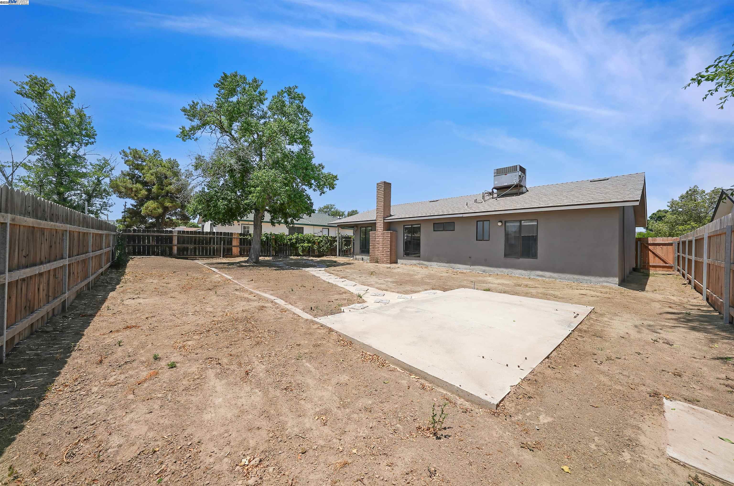 Detail Gallery Image 31 of 32 For 917 Moffat Dr, Hanford,  CA 93230 - 3 Beds | 2 Baths