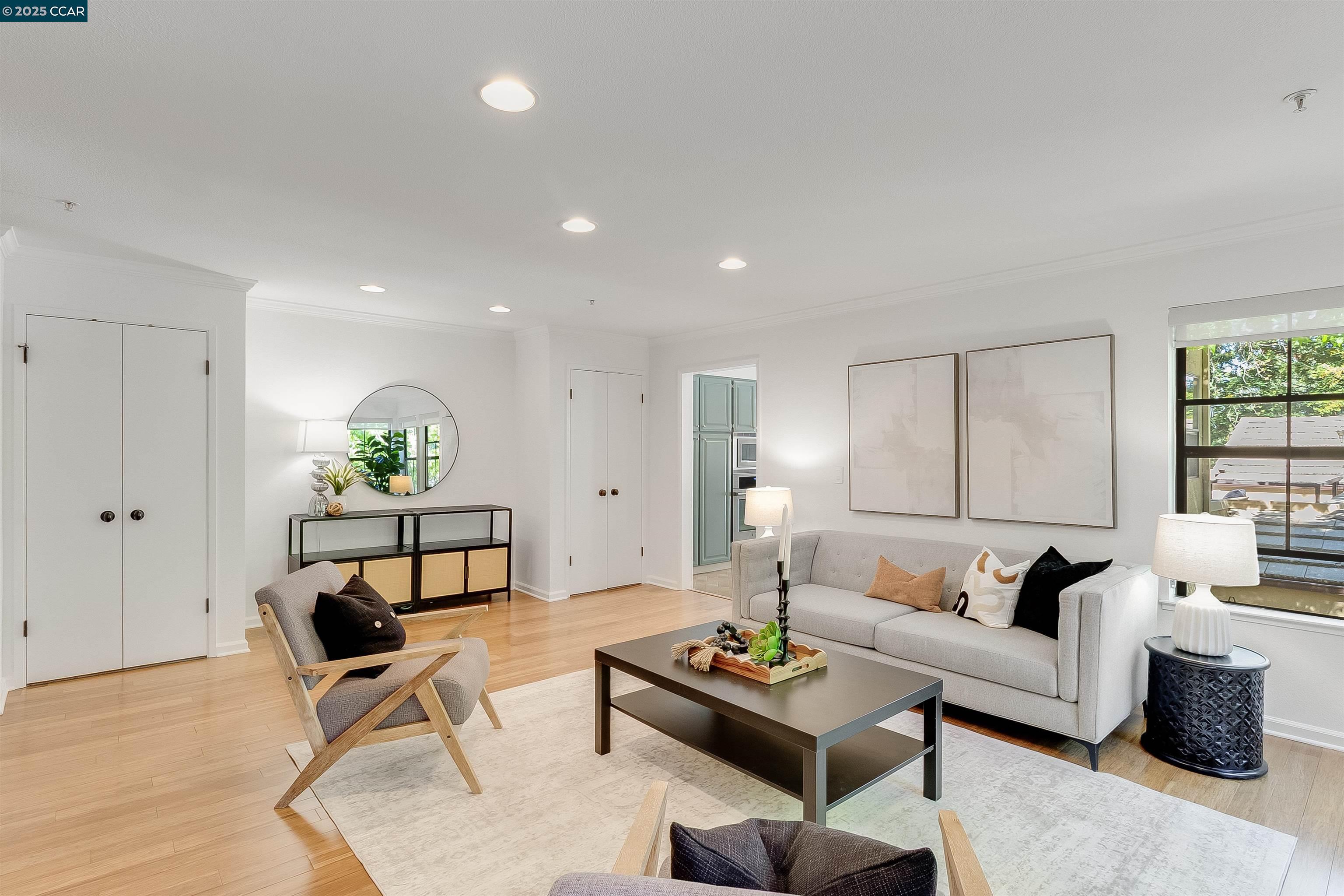 Detail Gallery Image 18 of 60 For 3279 Mt Diablo Ct #4,  Lafayette,  CA 94549 - 2 Beds | 2 Baths