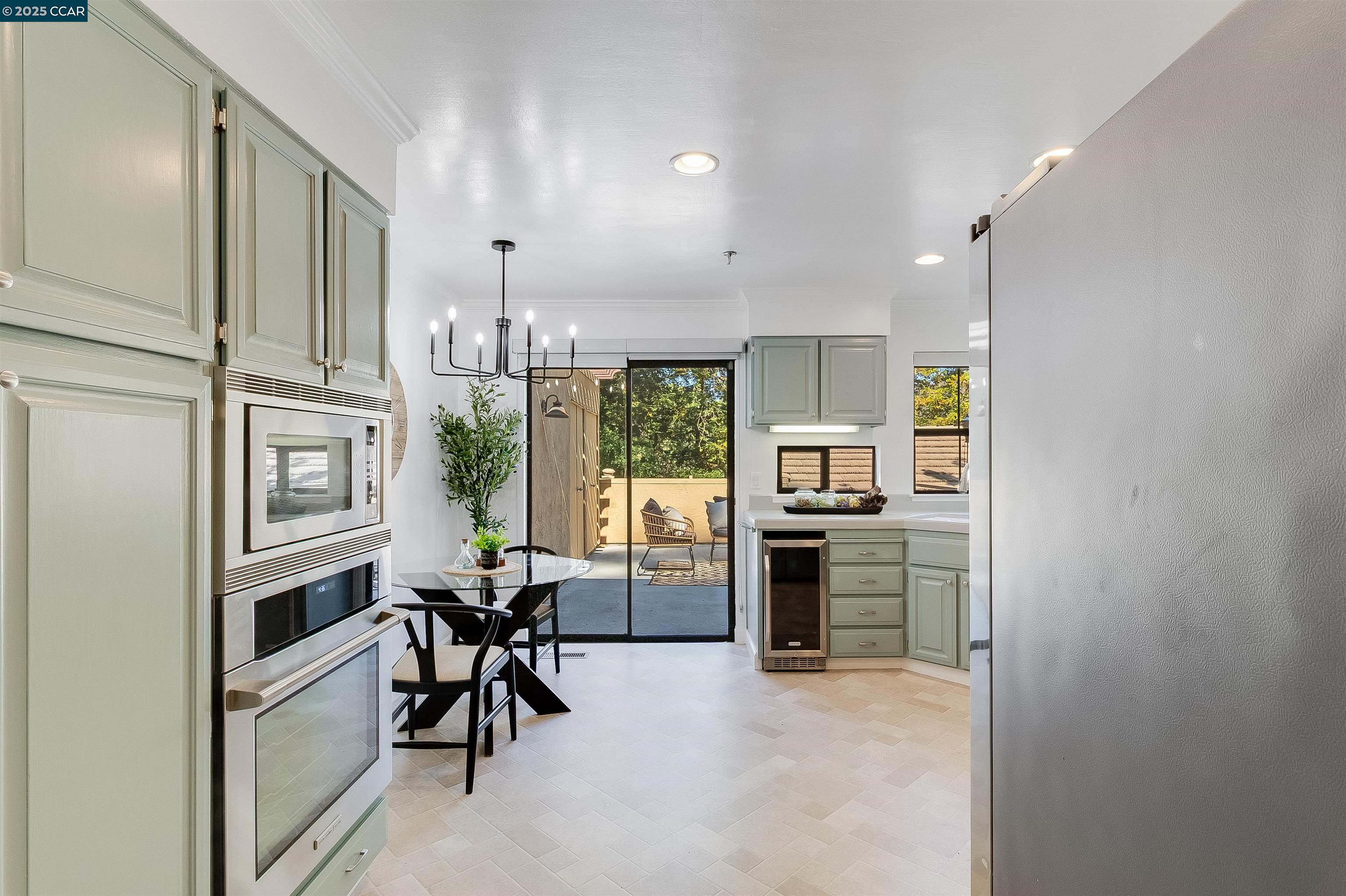 Detail Gallery Image 25 of 60 For 3279 Mt Diablo Ct #4,  Lafayette,  CA 94549 - 2 Beds | 2 Baths