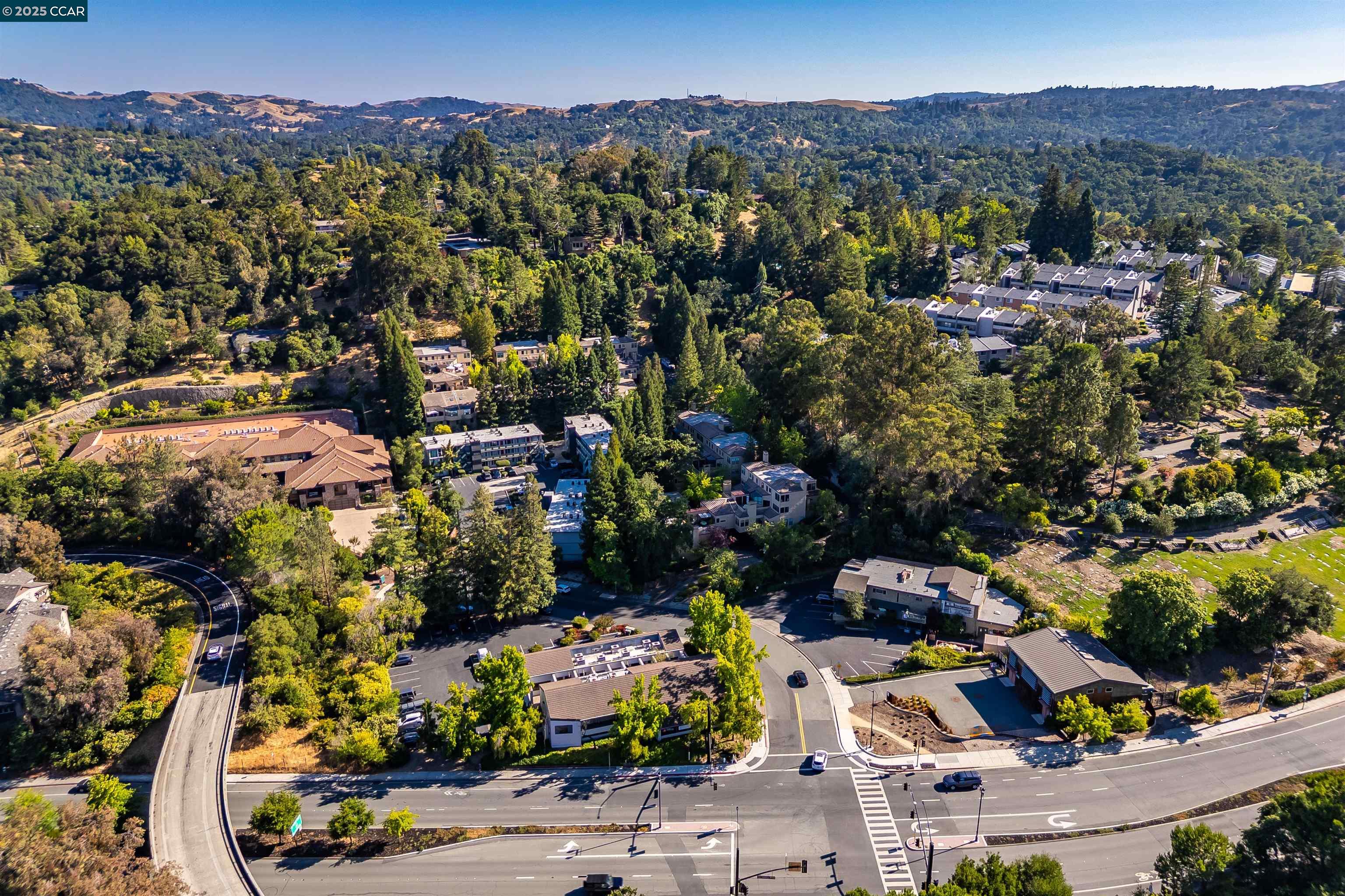 Detail Gallery Image 57 of 60 For 3279 Mt Diablo Ct #4,  Lafayette,  CA 94549 - 2 Beds | 2 Baths