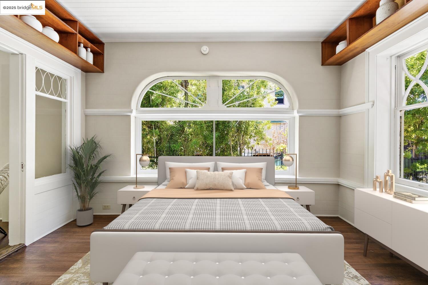 Detail Gallery Image 14 of 60 For 765 University Ave, Palo Alto,  CA 94301 - 3 Beds | 3/1 Baths