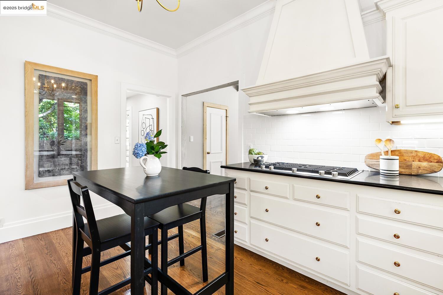 Detail Gallery Image 25 of 60 For 765 University Ave, Palo Alto,  CA 94301 - 3 Beds | 3/1 Baths