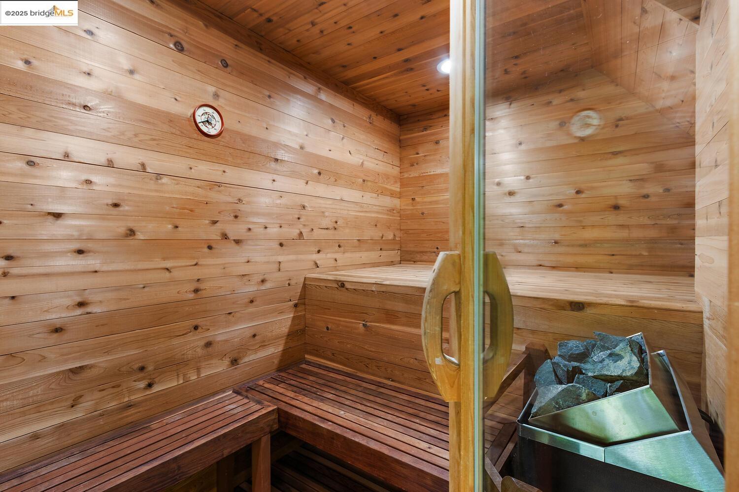 Detail Gallery Image 44 of 60 For 765 University Ave, Palo Alto,  CA 94301 - 3 Beds | 3/1 Baths