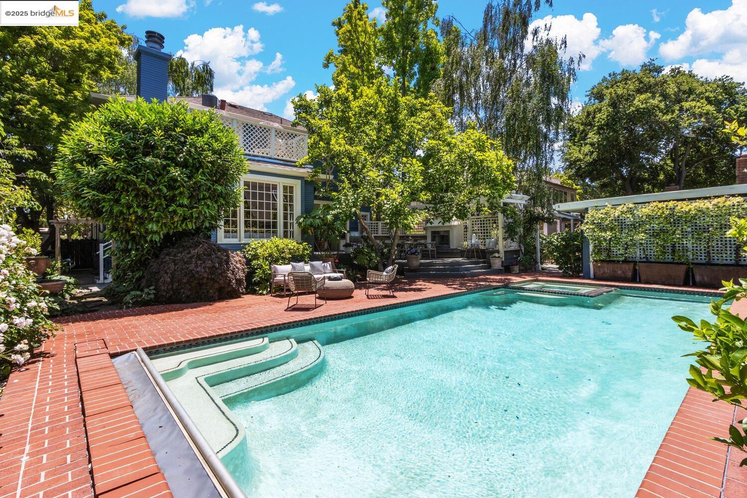 Detail Gallery Image 57 of 60 For 765 University Ave, Palo Alto,  CA 94301 - 4 Beds | 3/1 Baths