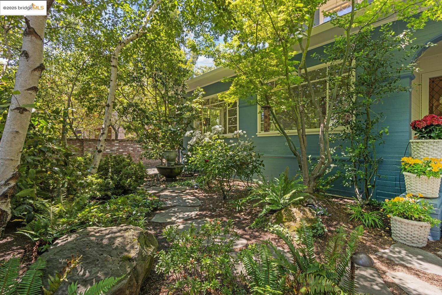 Detail Gallery Image 58 of 60 For 765 University Ave, Palo Alto,  CA 94301 - 3 Beds | 3/1 Baths