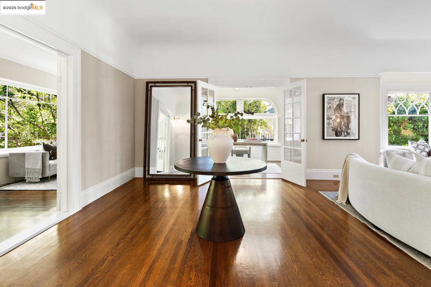Detail Gallery Image 10 of 60 For 765 University Ave, Palo Alto,  CA 94301 - 3 Beds | 3/1 Baths