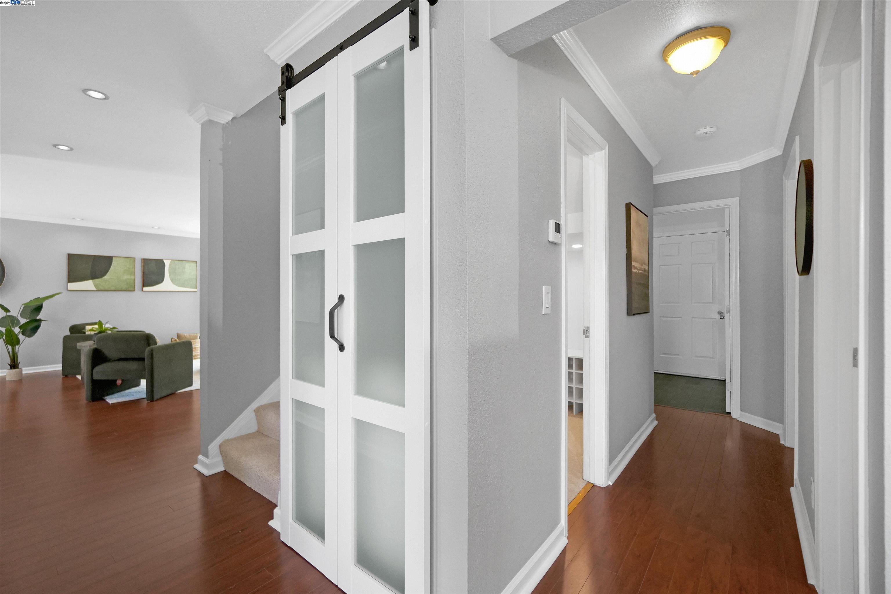 Detail Gallery Image 21 of 52 For 24948 Campus Dr, Hayward,  CA 94542 - 4 Beds | 3 Baths