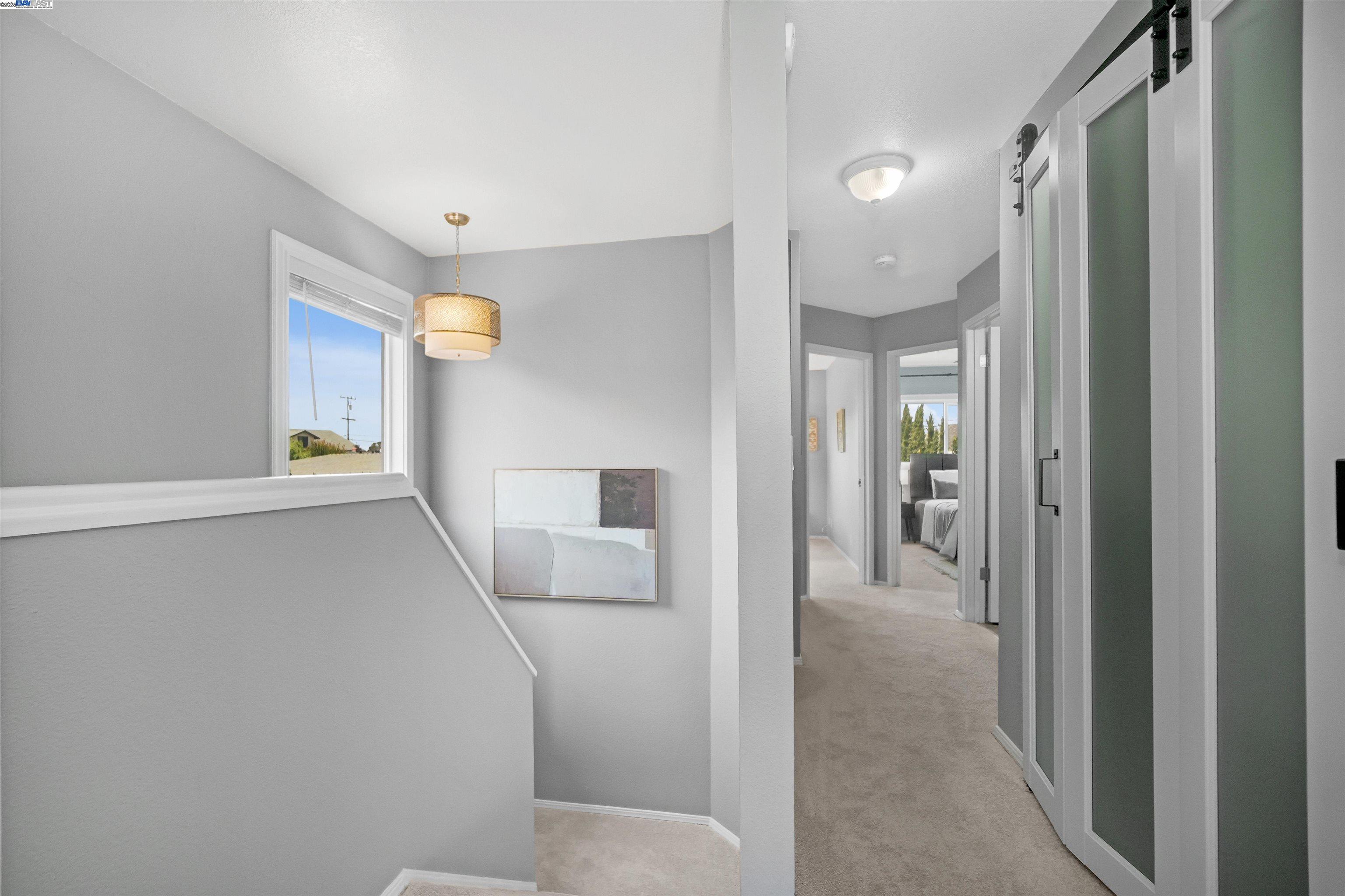 Detail Gallery Image 26 of 52 For 24948 Campus Dr, Hayward,  CA 94542 - 4 Beds | 3 Baths
