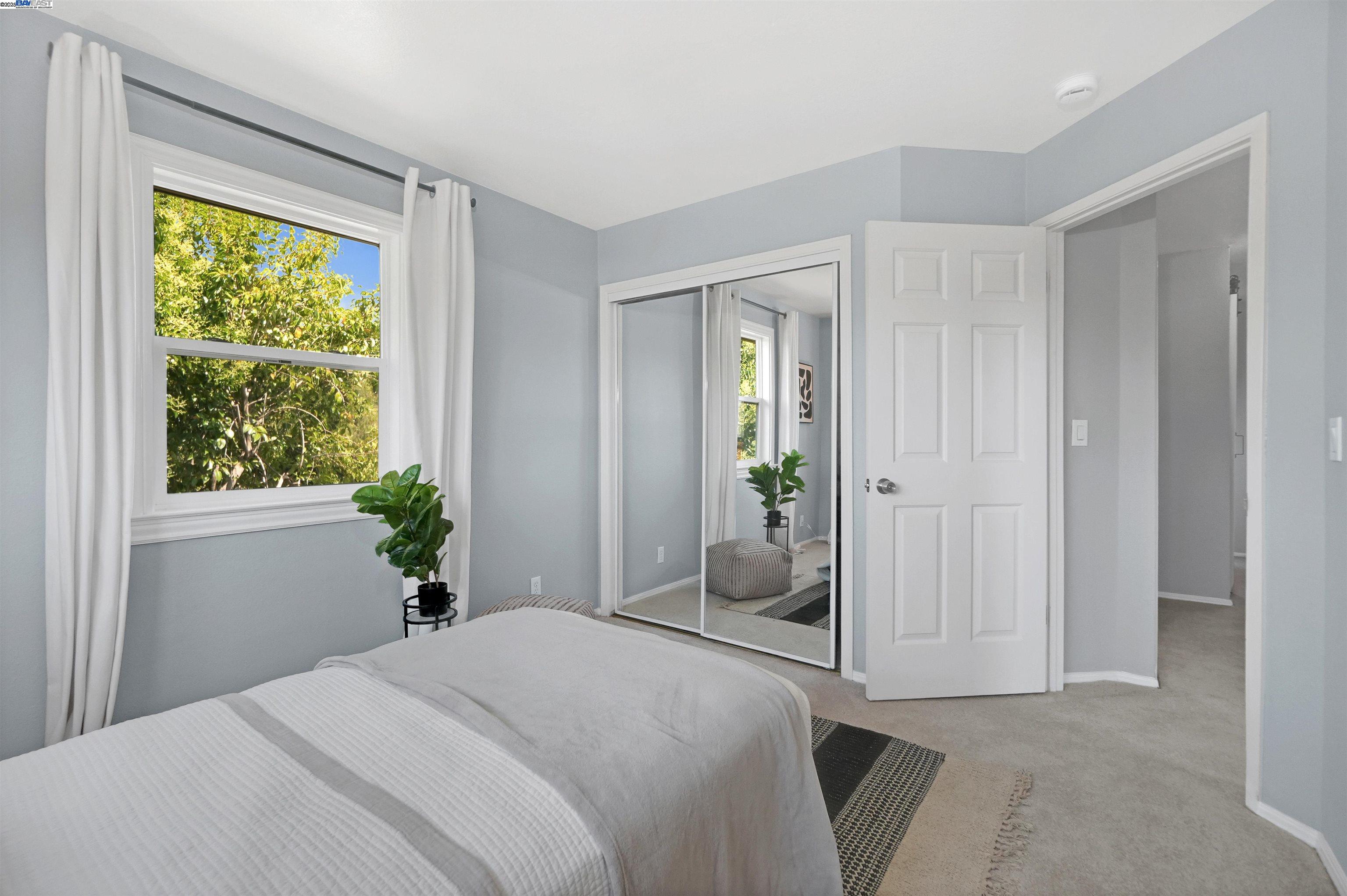 Detail Gallery Image 35 of 52 For 24948 Campus Dr, Hayward,  CA 94542 - 4 Beds | 3 Baths