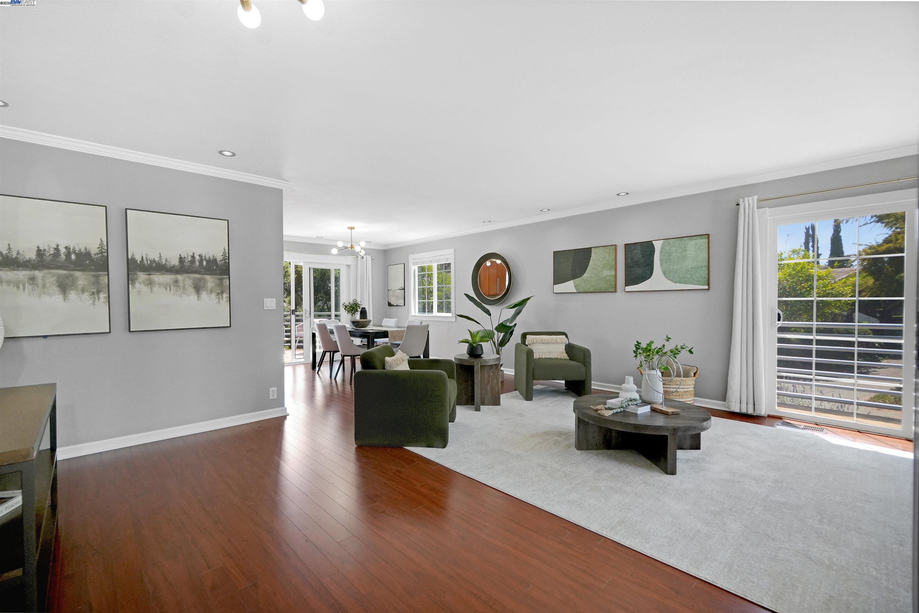 Detail Gallery Image 9 of 52 For 24948 Campus Dr, Hayward,  CA 94542 - 4 Beds | 3 Baths