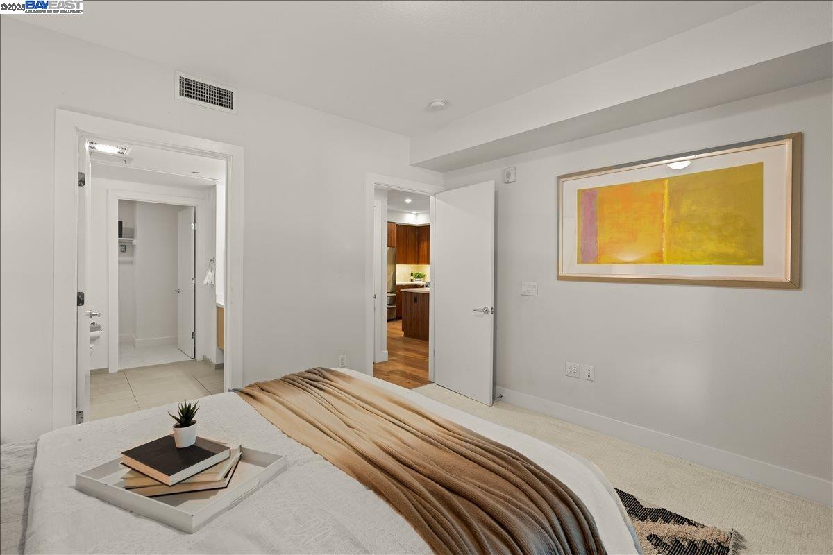 Detail Gallery Image 14 of 20 For 1101 W El Camino #209,  Mountain View,  CA 94040-2746 - 1 Beds | 1/1 Baths