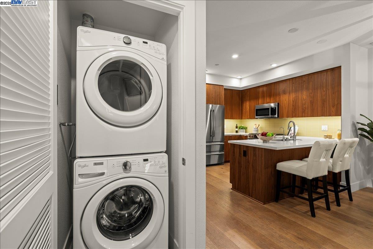 Detail Gallery Image 18 of 20 For 1101 W El Camino #209,  Mountain View,  CA 94040-2746 - 1 Beds | 1/1 Baths