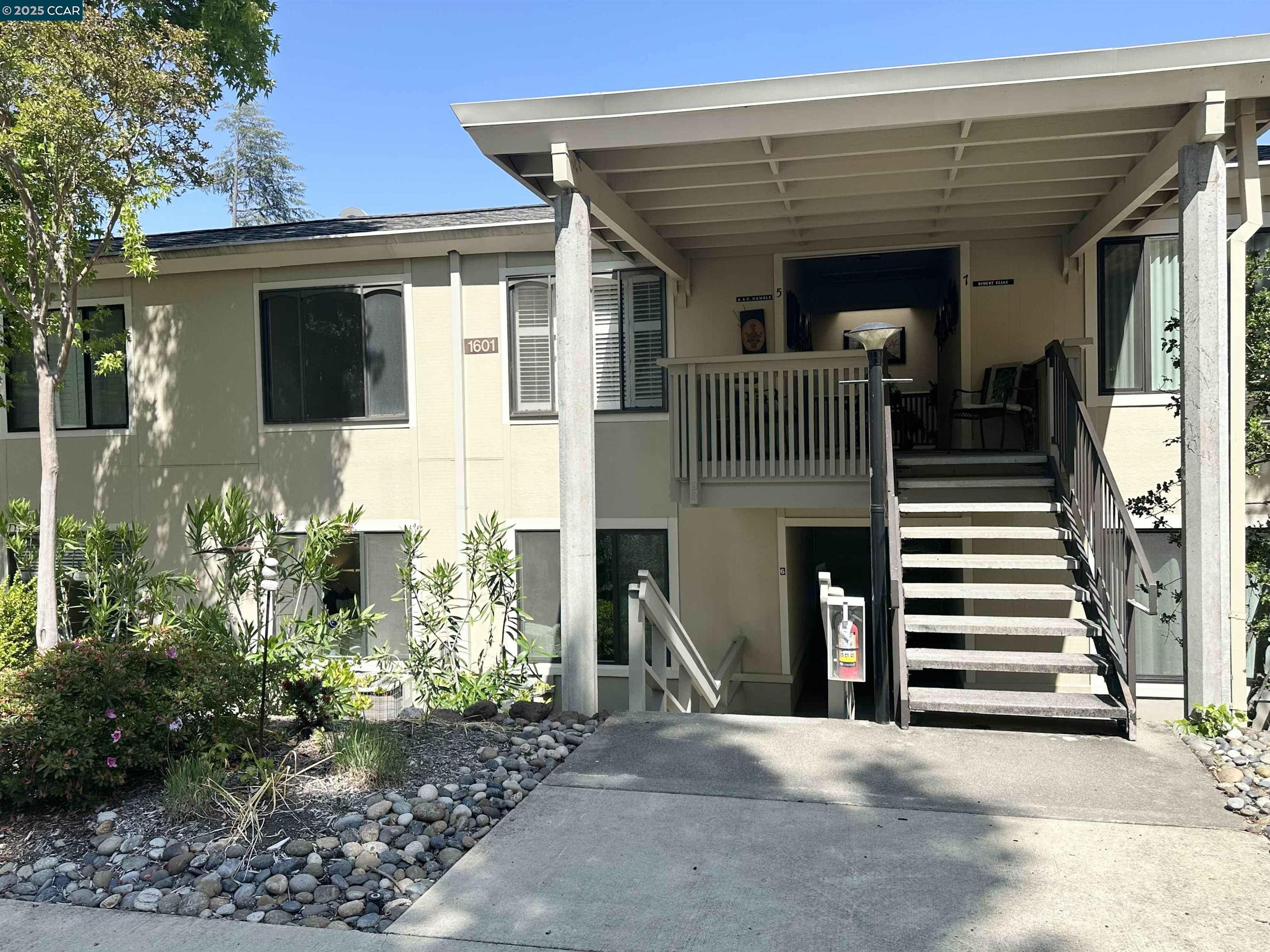 MLS: 41099970 Condo For Sale