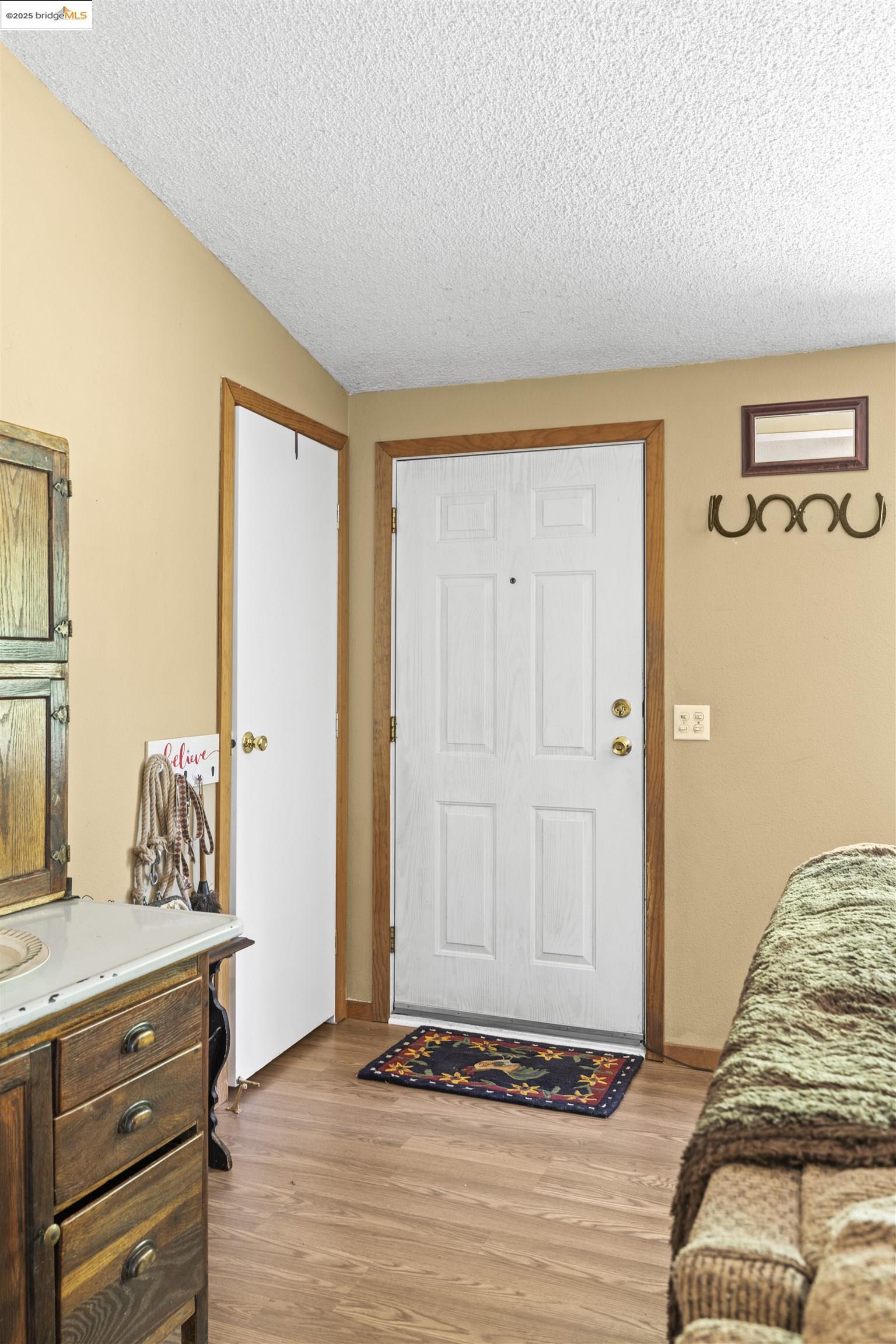 Detail Gallery Image 16 of 41 For 21060 Echo Ridge Ct, Foresthill,  CA 95631 - 3 Beds | 2 Baths