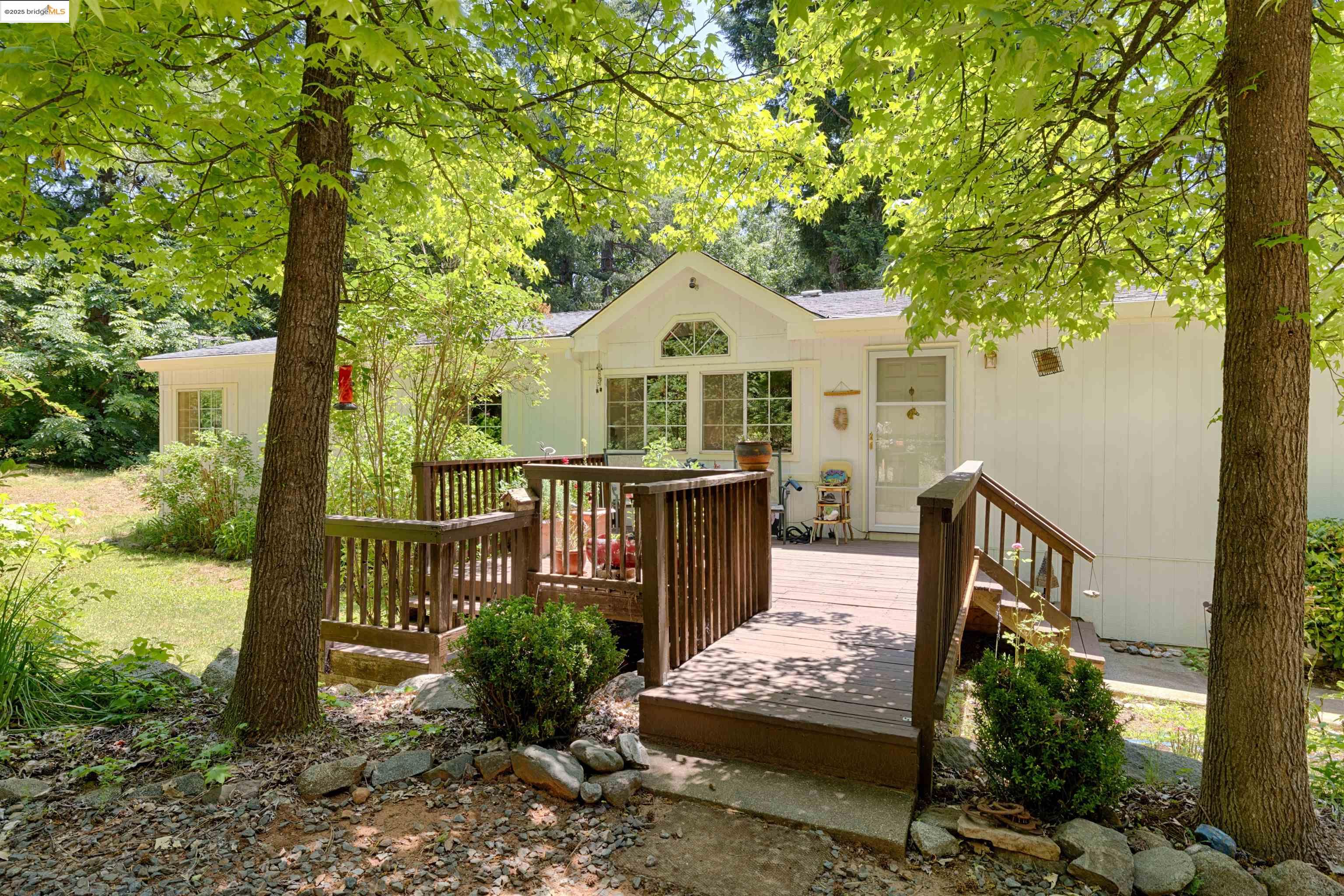 Detail Gallery Image 25 of 41 For 21060 Echo Ridge Ct, Foresthill,  CA 95631 - 3 Beds | 2 Baths
