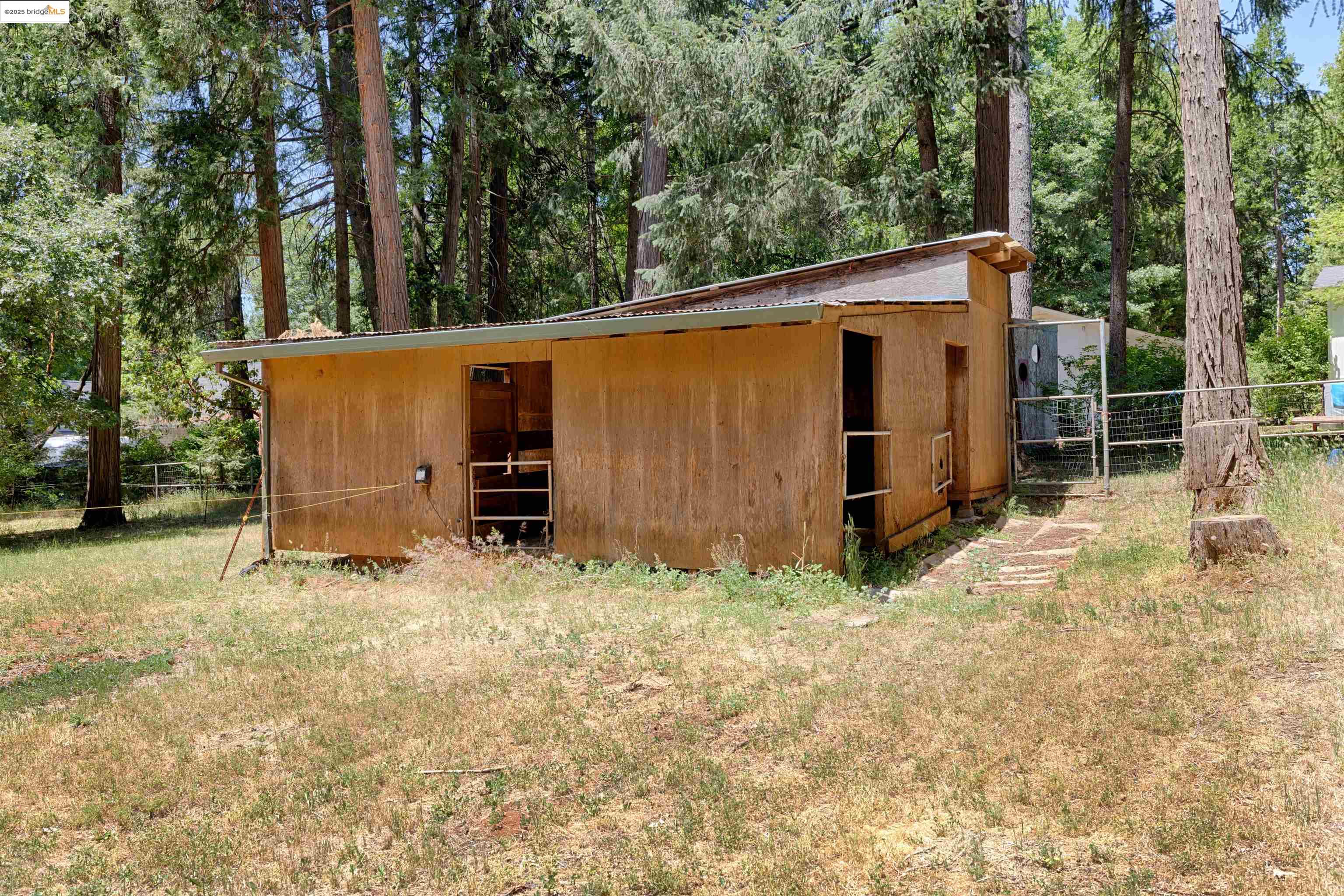Detail Gallery Image 35 of 41 For 21060 Echo Ridge Ct, Foresthill,  CA 95631 - 3 Beds | 2 Baths