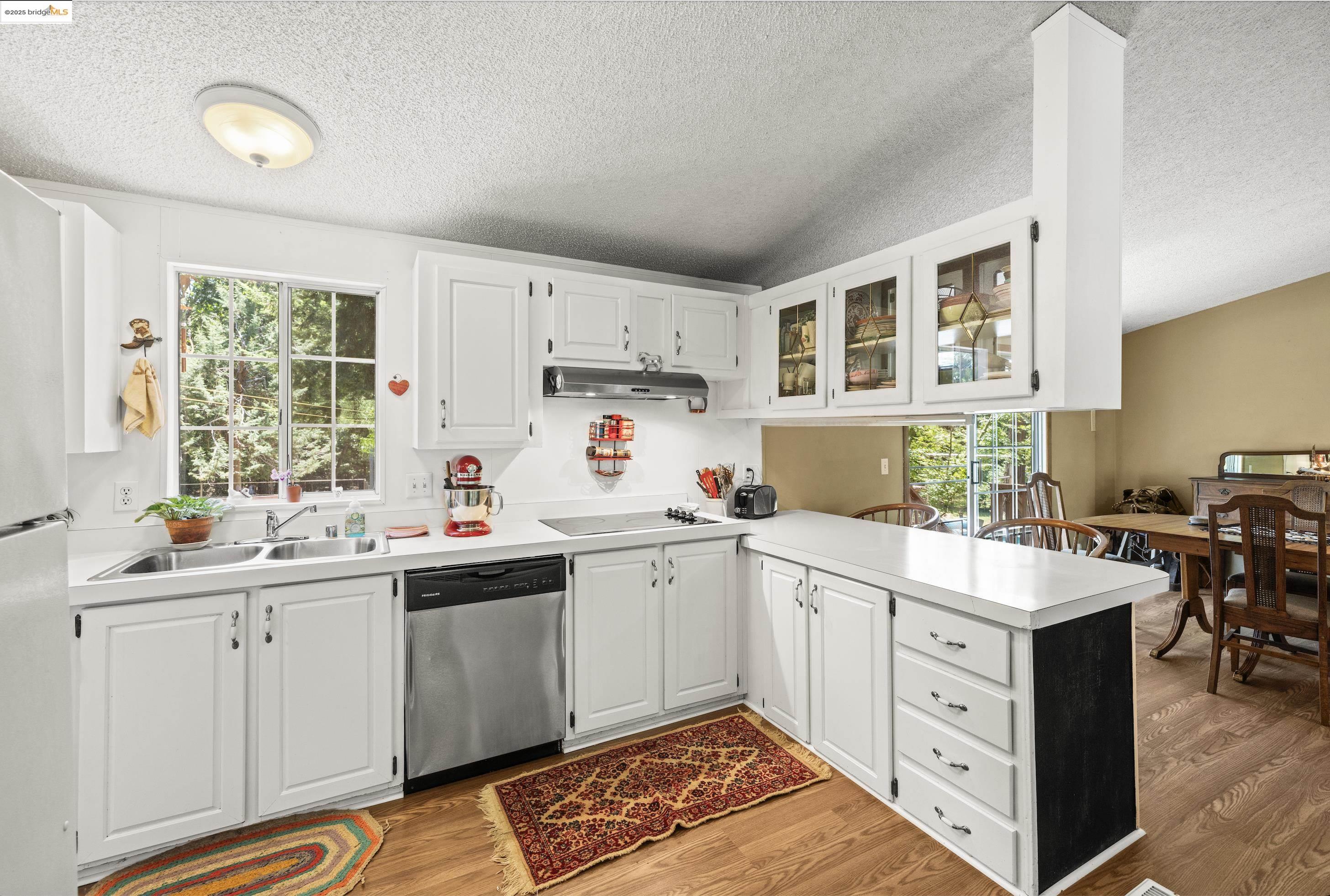 Detail Gallery Image 8 of 41 For 21060 Echo Ridge Ct, Foresthill,  CA 95631 - 3 Beds | 2 Baths