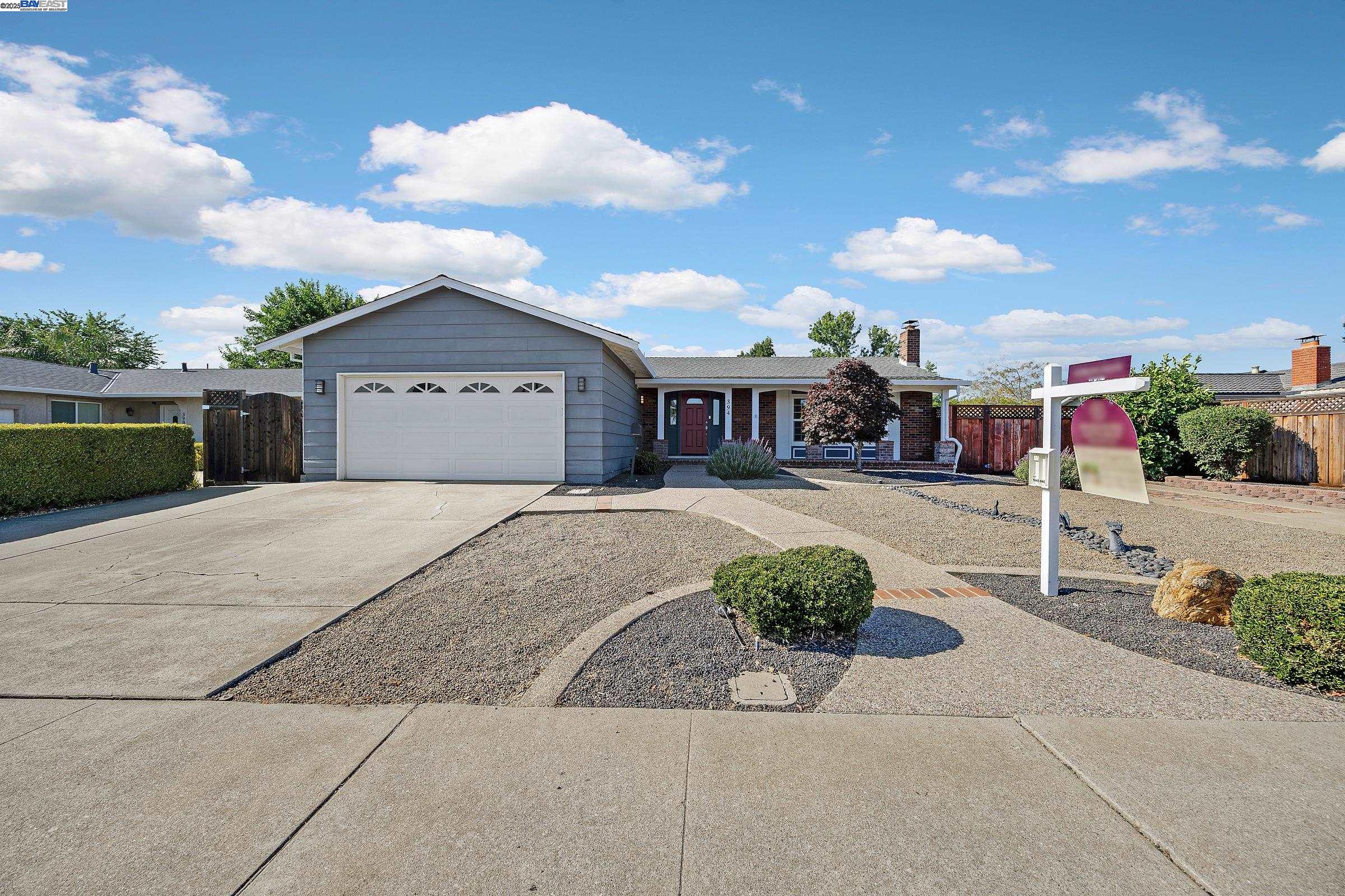 Front Image Thumbnail for BE41100033