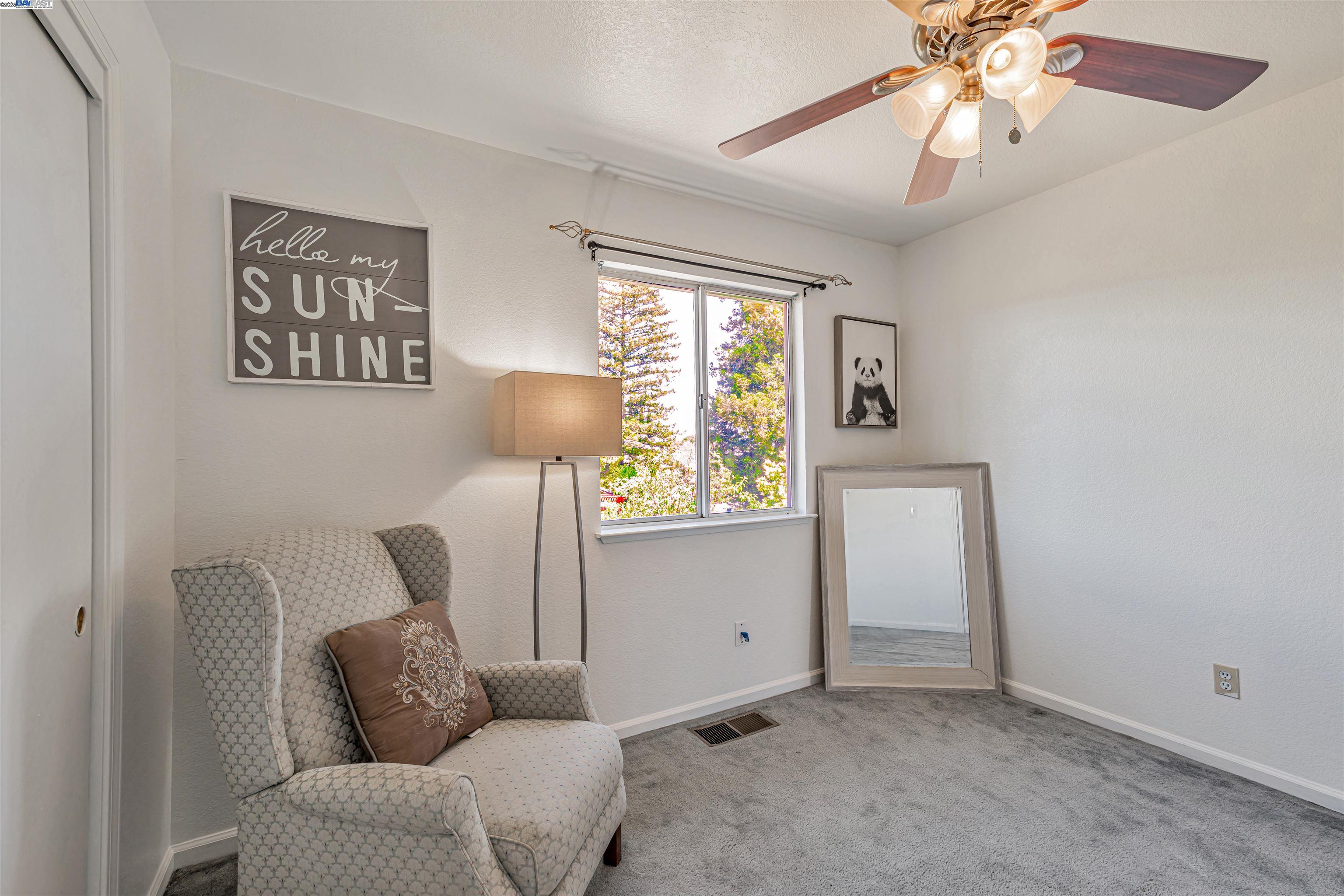 Detail Gallery Image 25 of 38 For 15150 Hollyhock Ct, Lathrop,  CA 95330 - 4 Beds | 2/1 Baths