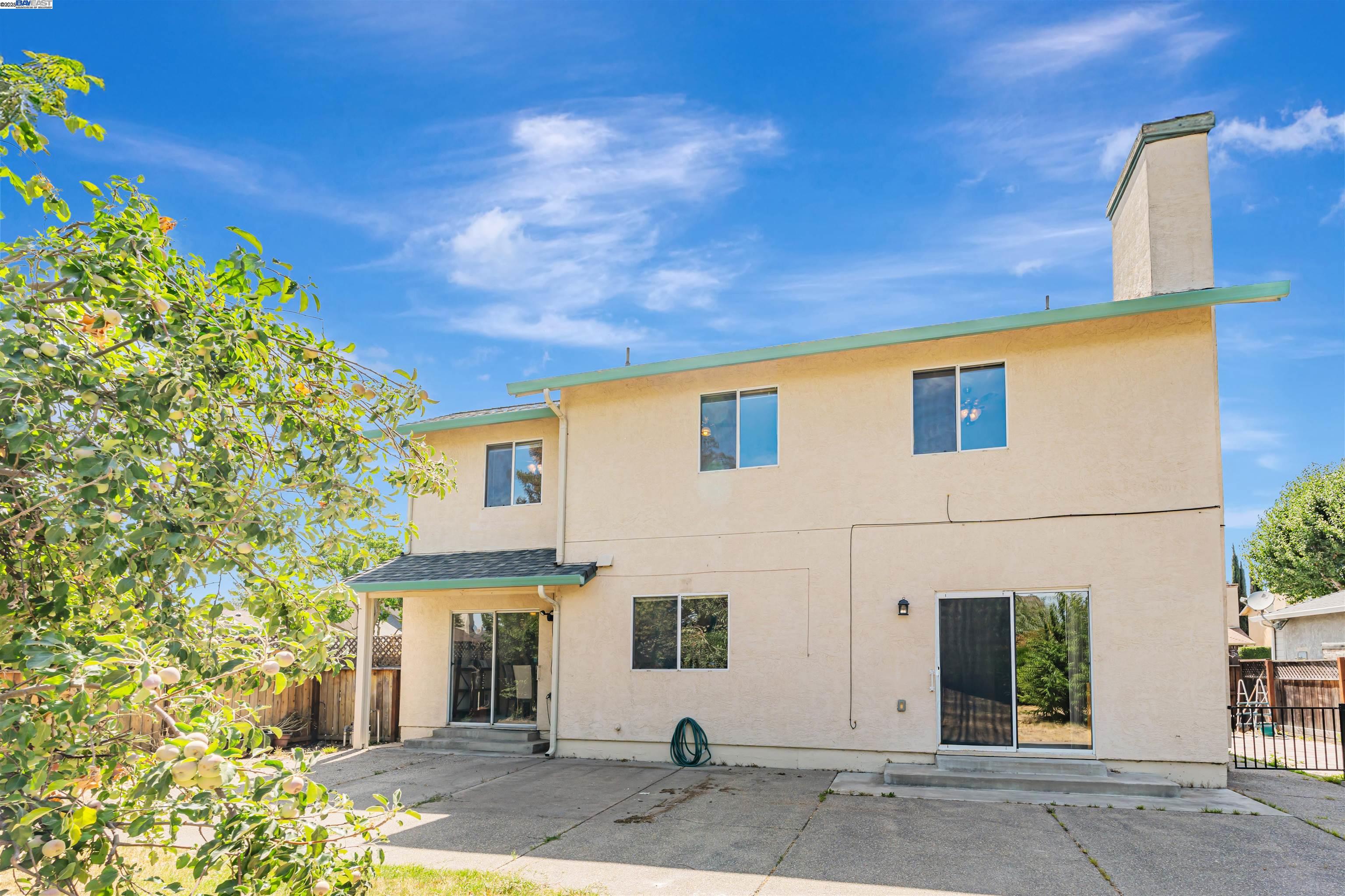 Detail Gallery Image 34 of 38 For 15150 Hollyhock Ct, Lathrop,  CA 95330 - 4 Beds | 2/1 Baths