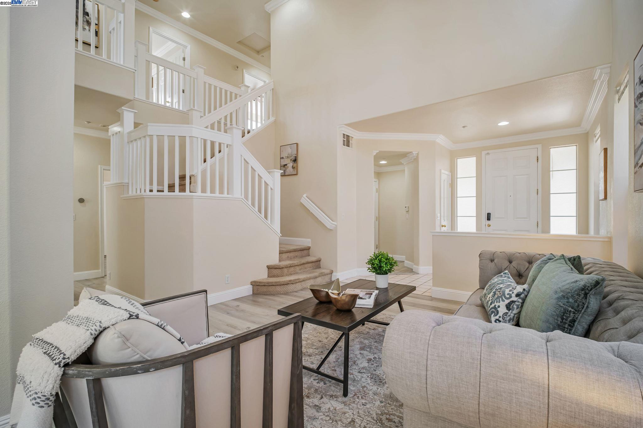 Detail Gallery Image 11 of 53 For 30718 Knight Ct, Union City,  CA 94587 - 5 Beds | 3 Baths