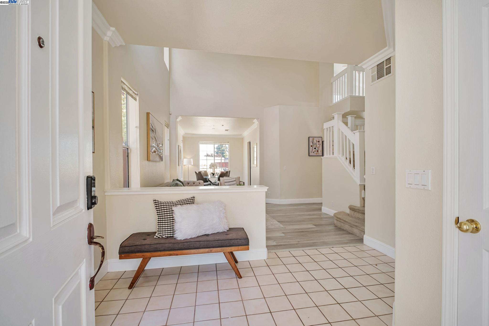 Detail Gallery Image 6 of 53 For 30718 Knight Ct, Union City,  CA 94587 - 5 Beds | 3 Baths