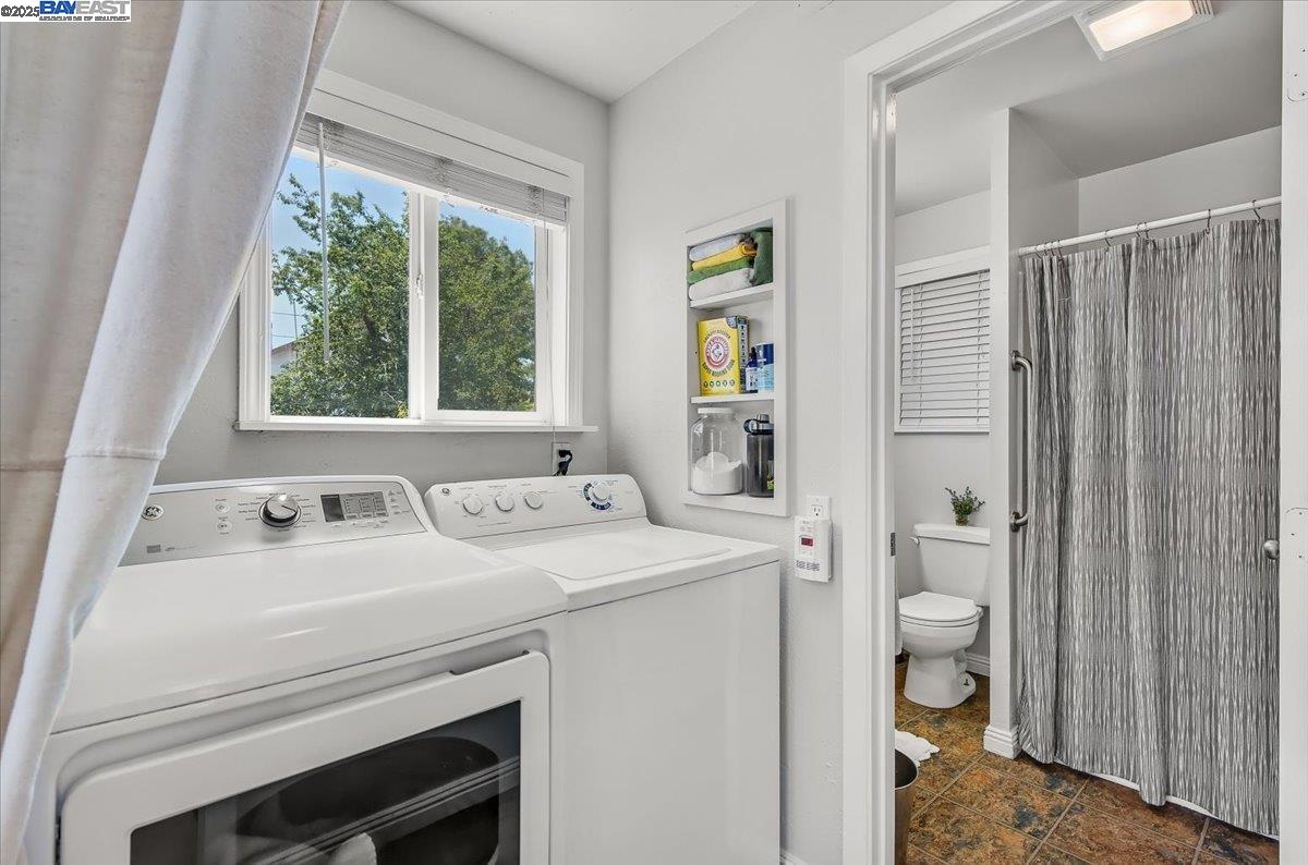 Detail Gallery Image 13 of 21 For 25024 Eden Ave, Hayward,  CA 94545 - 4 Beds | 2 Baths