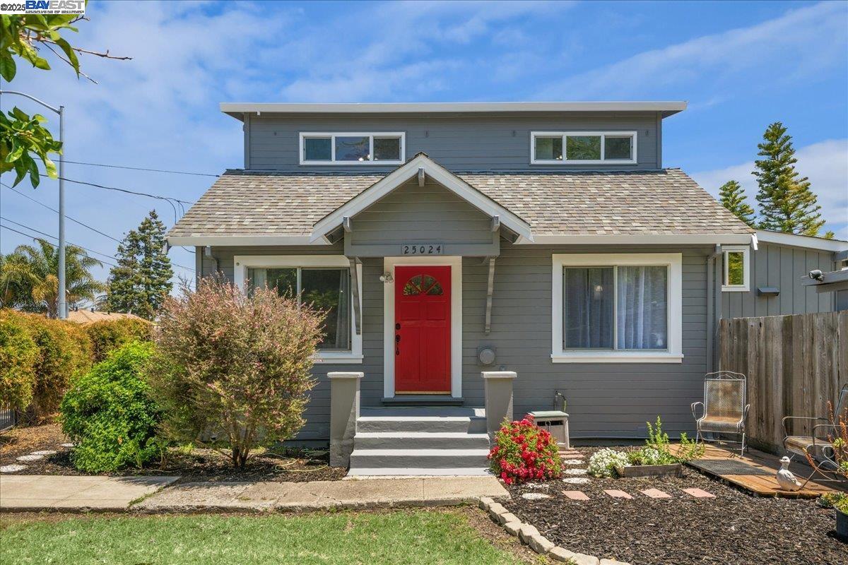 Detail Gallery Image 19 of 21 For 25024 Eden Ave, Hayward,  CA 94545 - 4 Beds | 2 Baths