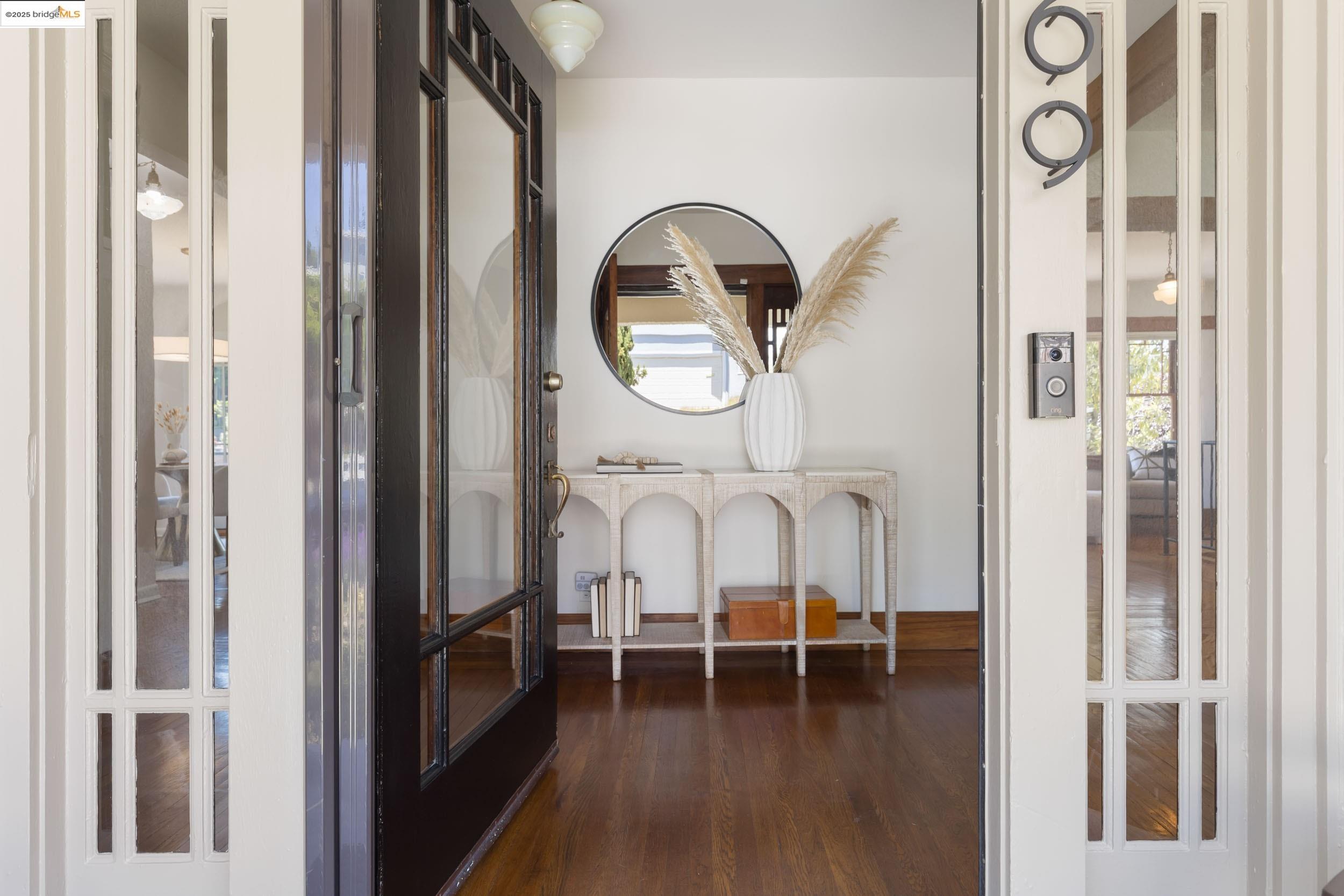 Detail Gallery Image 3 of 50 For 769 Santa Ray Ave, Oakland,  CA 94610 - 3 Beds | 3 Baths