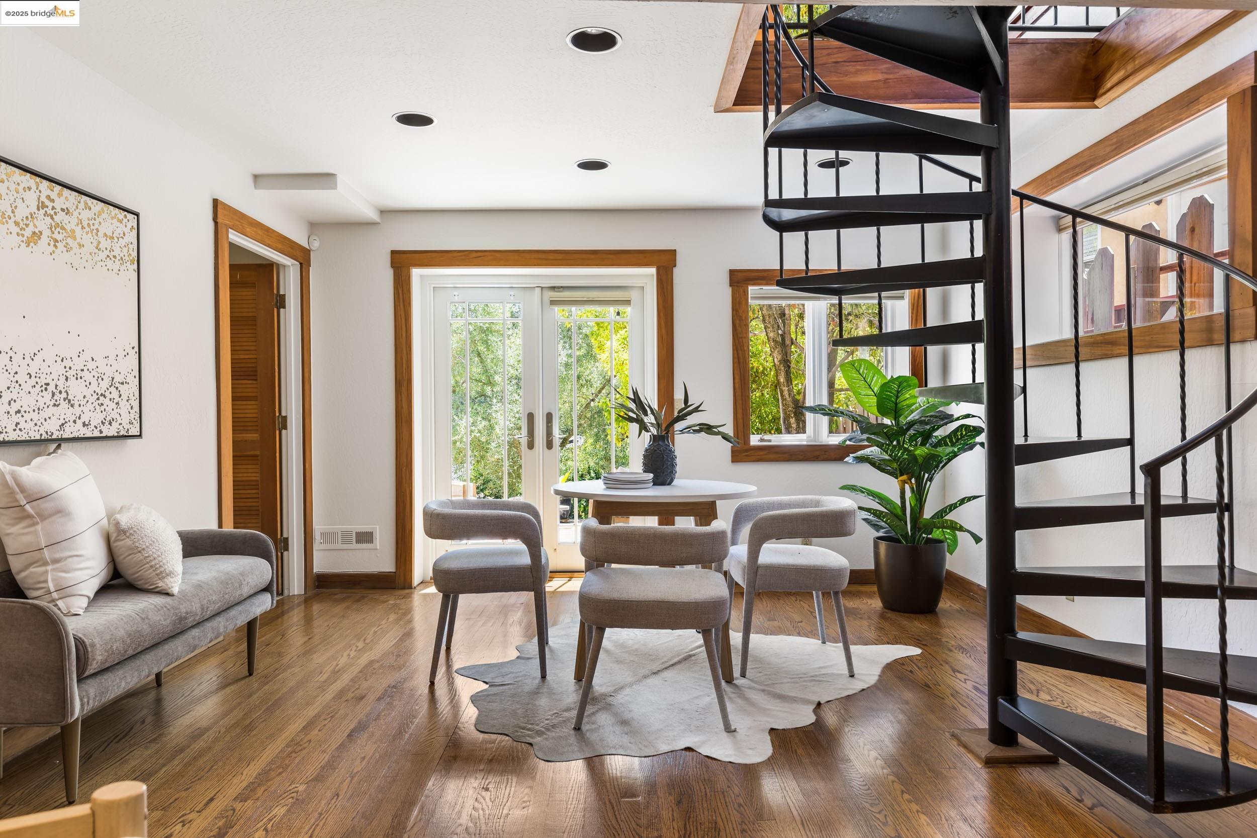 Detail Gallery Image 25 of 50 For 769 Santa Ray Ave, Oakland,  CA 94610 - 3 Beds | 3 Baths