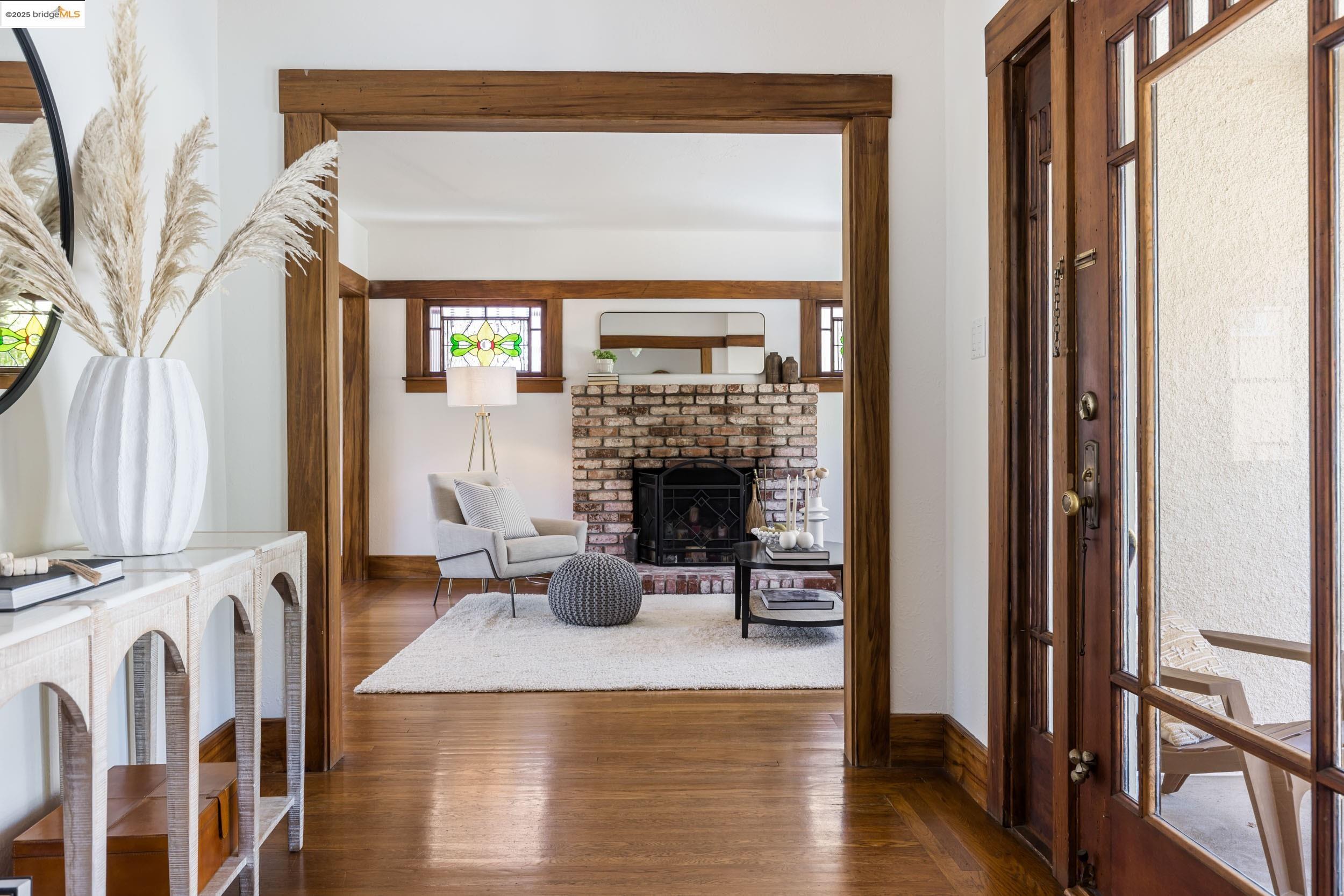 Detail Gallery Image 4 of 50 For 769 Santa Ray Ave, Oakland,  CA 94610 - 3 Beds | 3 Baths
