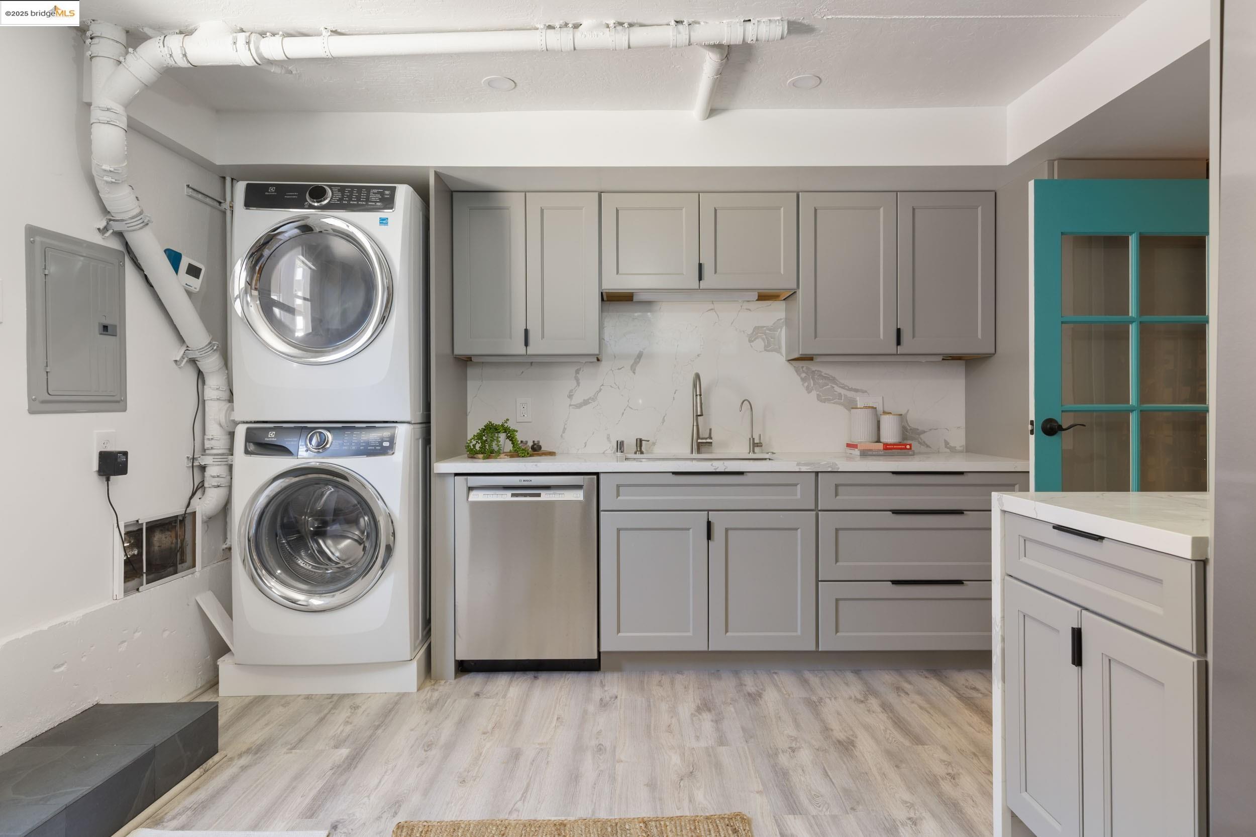 Detail Gallery Image 35 of 50 For 769 Santa Ray Ave, Oakland,  CA 94610 - 3 Beds | 3 Baths