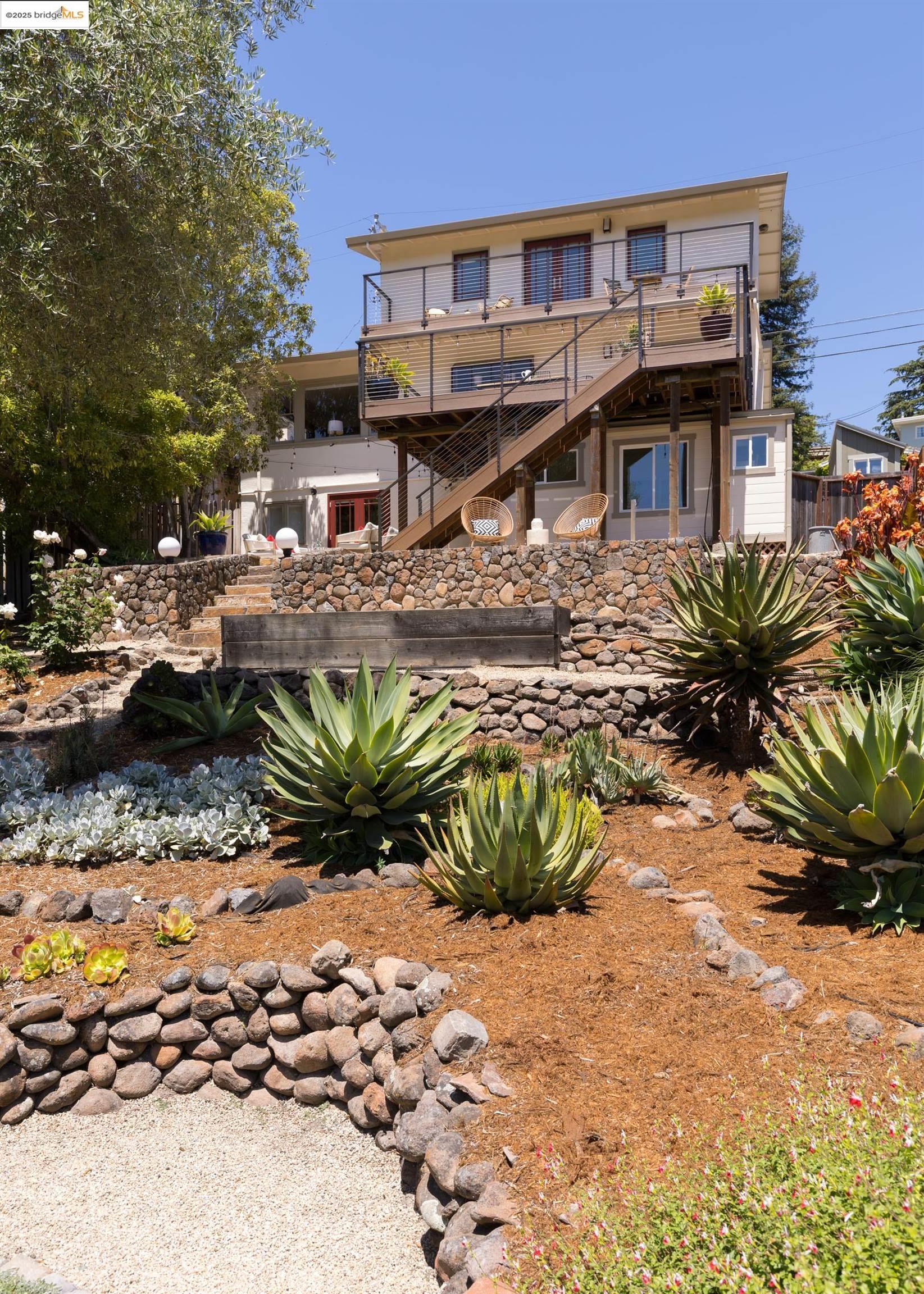 Detail Gallery Image 39 of 50 For 769 Santa Ray Ave, Oakland,  CA 94610 - 3 Beds | 3 Baths