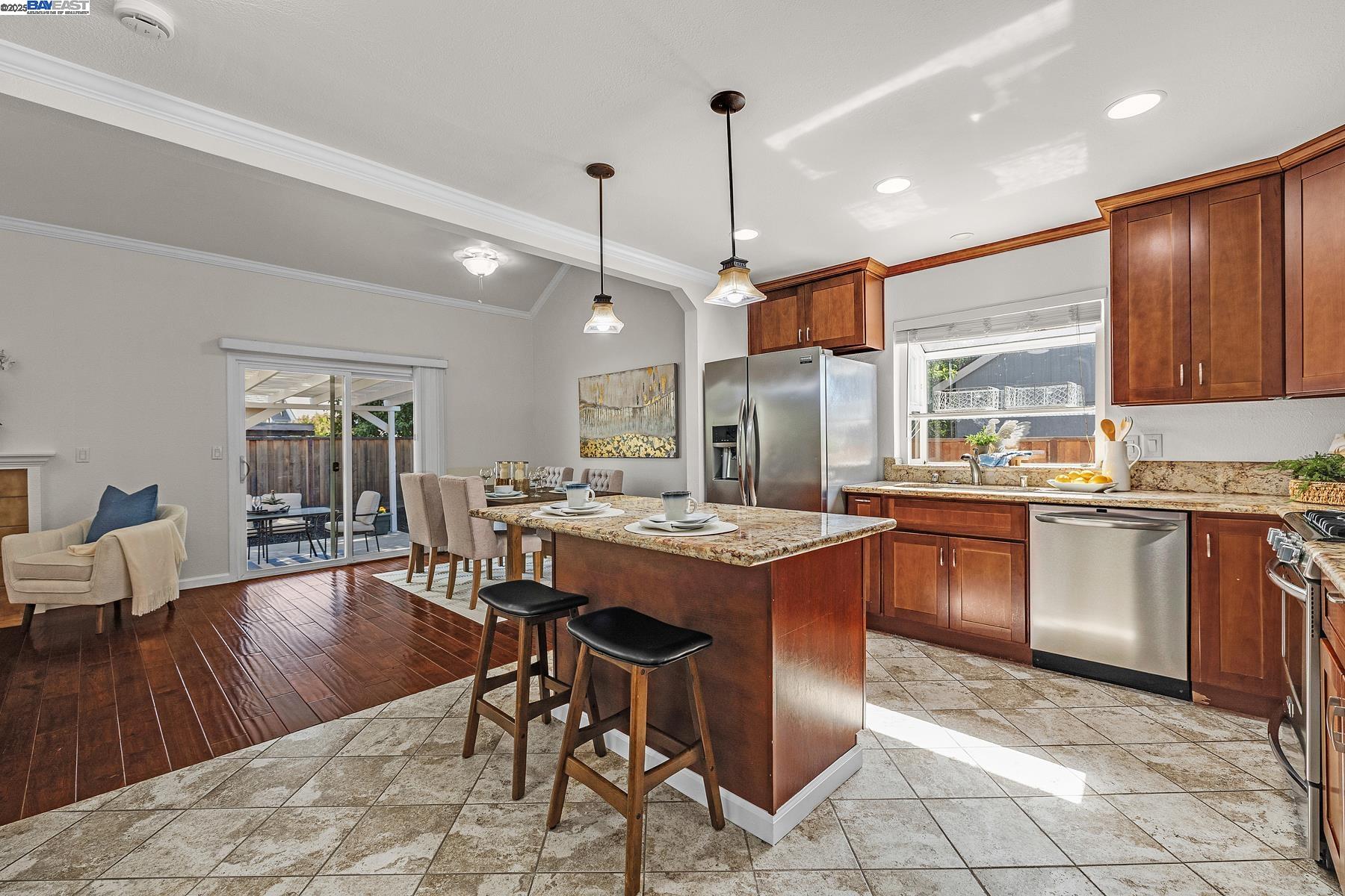 Detail Gallery Image 1 of 1 For 5487 Treeflower Dr, Livermore,  CA 94551 - 3 Beds | 3 Baths