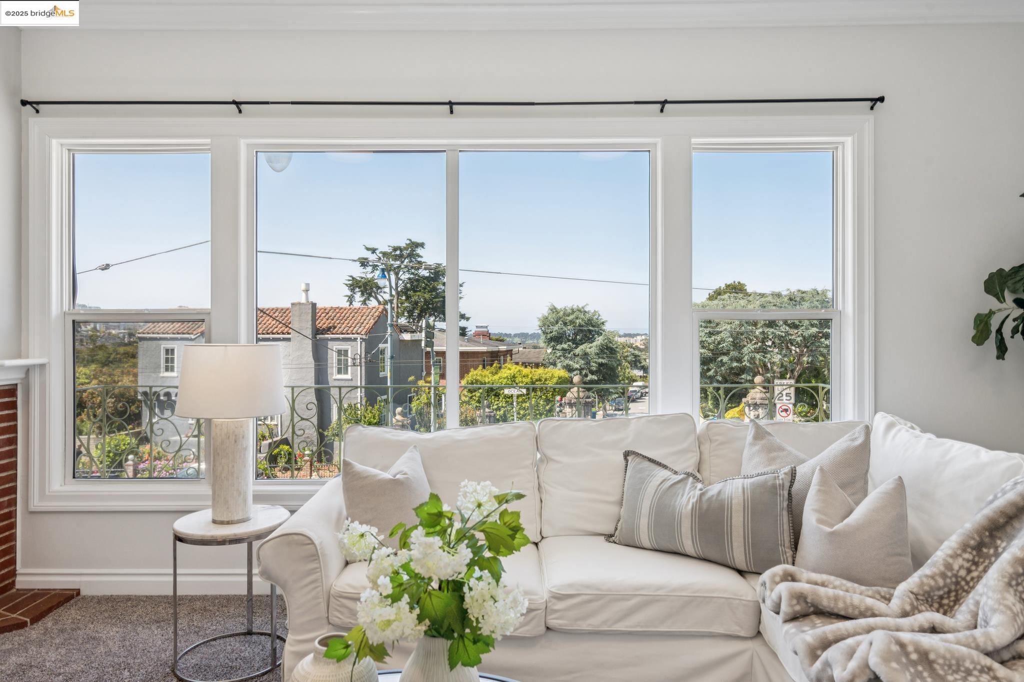 Detail Gallery Image 2 of 20 For 2 Westgate Dr., San Francisco,  CA 94127 - 4 Beds | 5 Baths