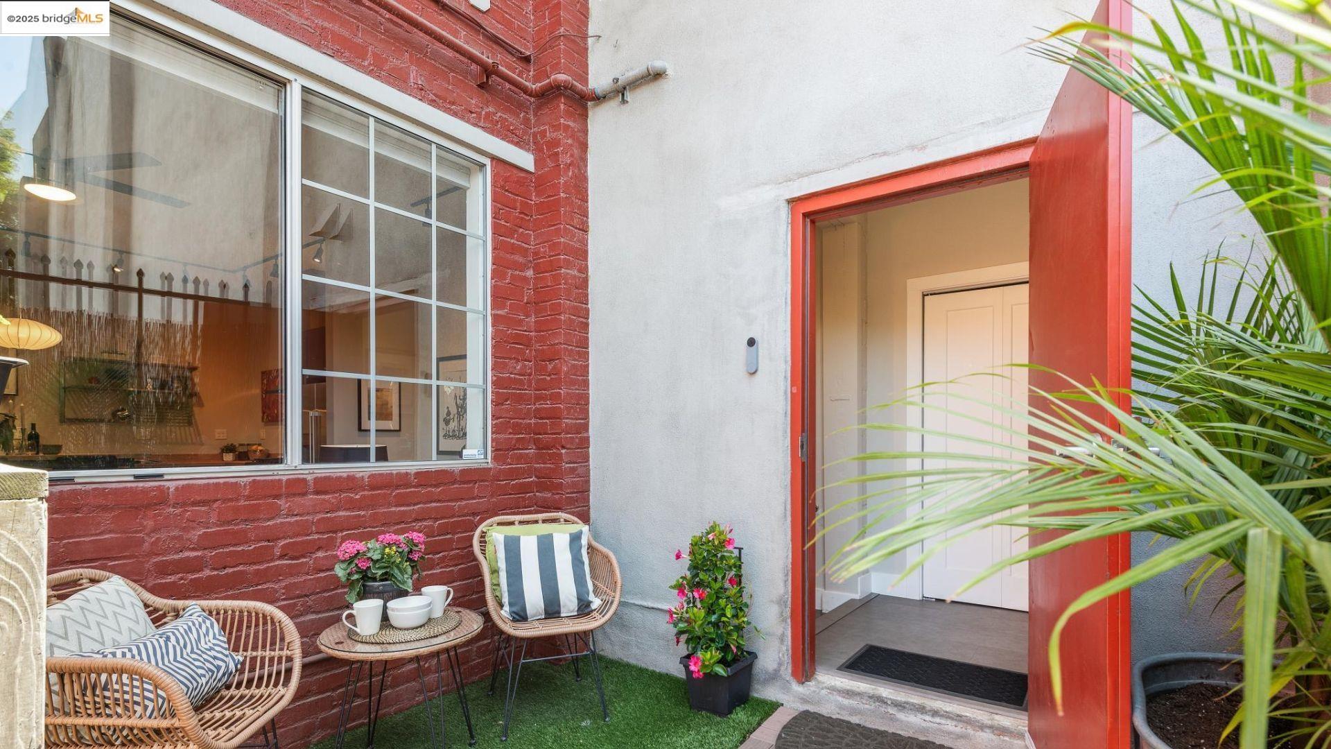 Photo #3: 41100057 Listing 