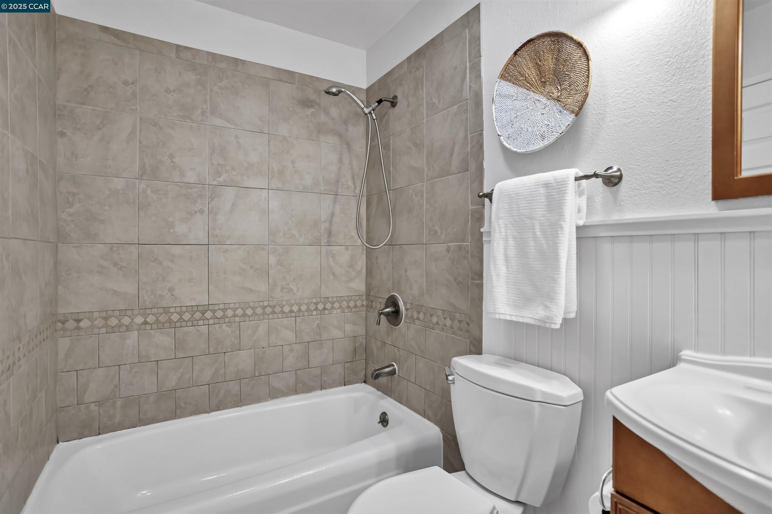 Detail Gallery Image 20 of 35 For 154 Venado Way, San Jose,  CA 95123 - 4 Beds | 2 Baths