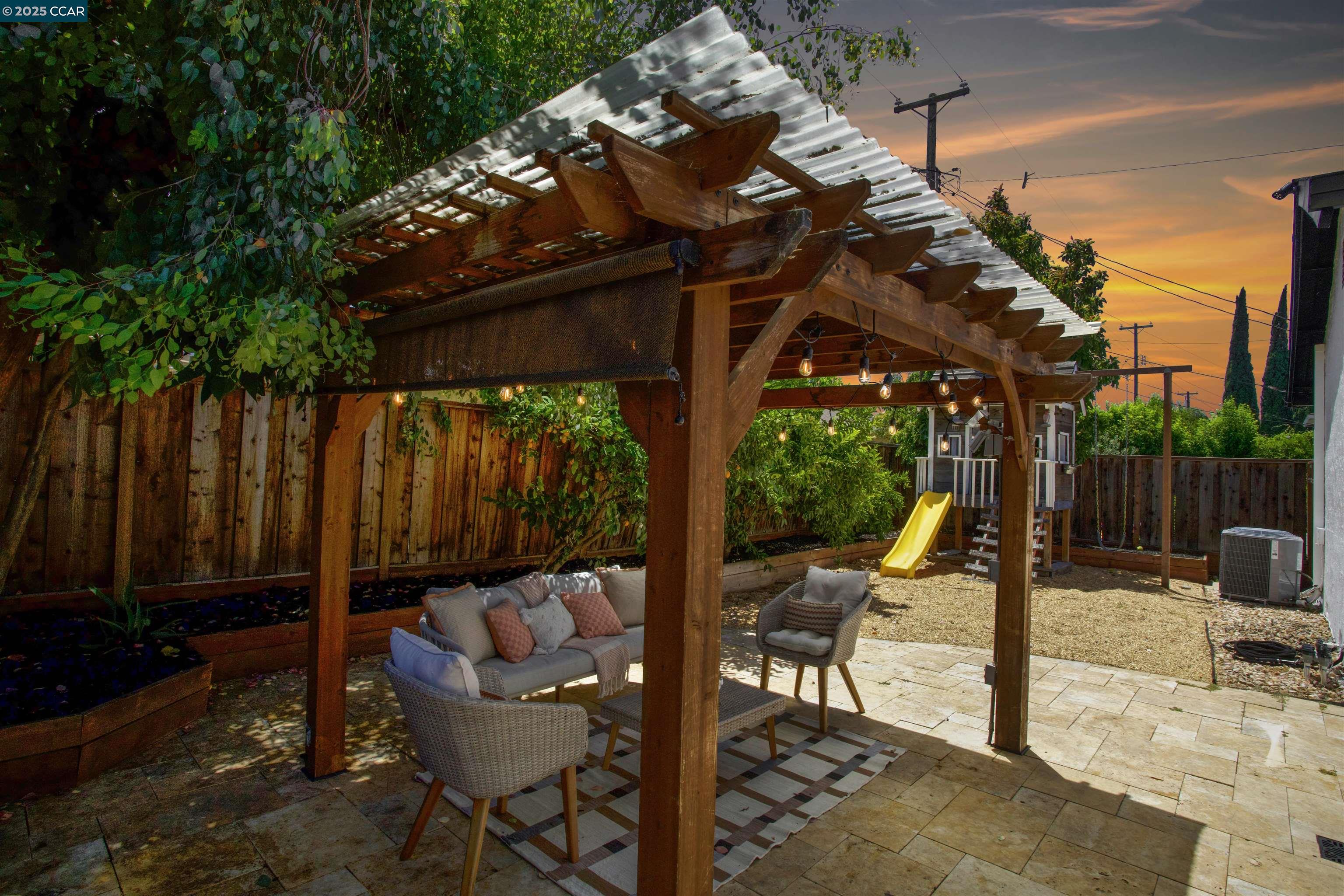 Detail Gallery Image 25 of 35 For 154 Venado Way, San Jose,  CA 95123 - 4 Beds | 2 Baths