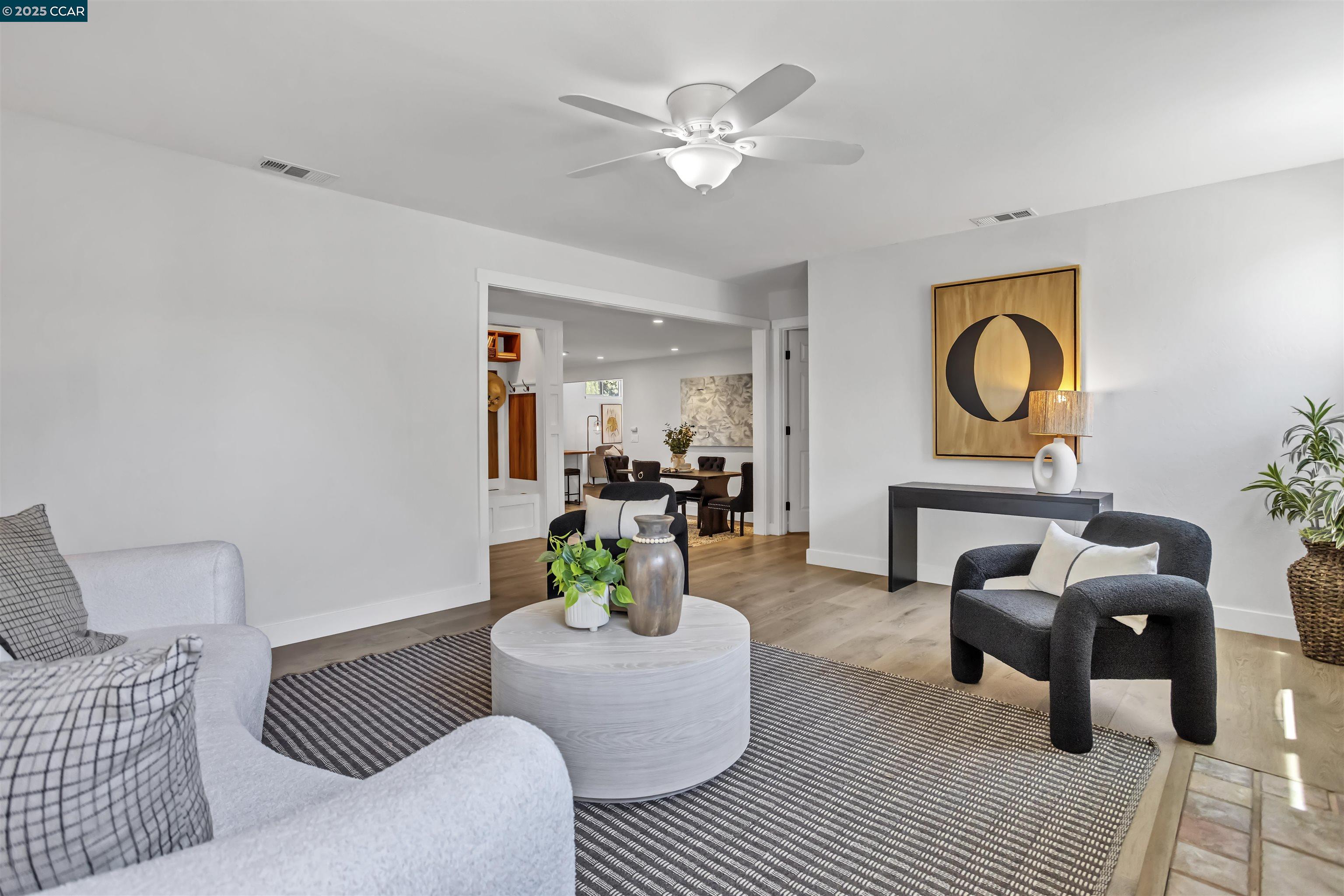 Detail Gallery Image 7 of 35 For 154 Venado Way, San Jose,  CA 95123 - 4 Beds | 2 Baths